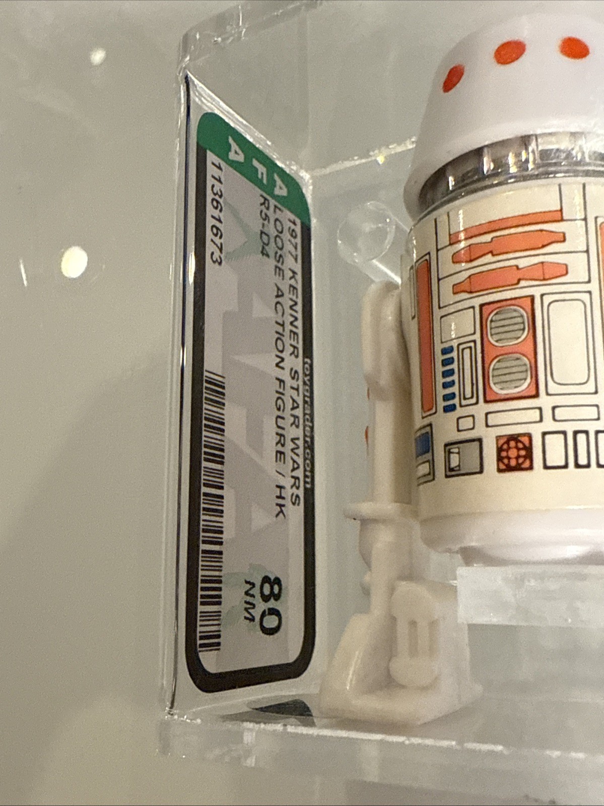R5-D4 (Arfive-Defour) sold