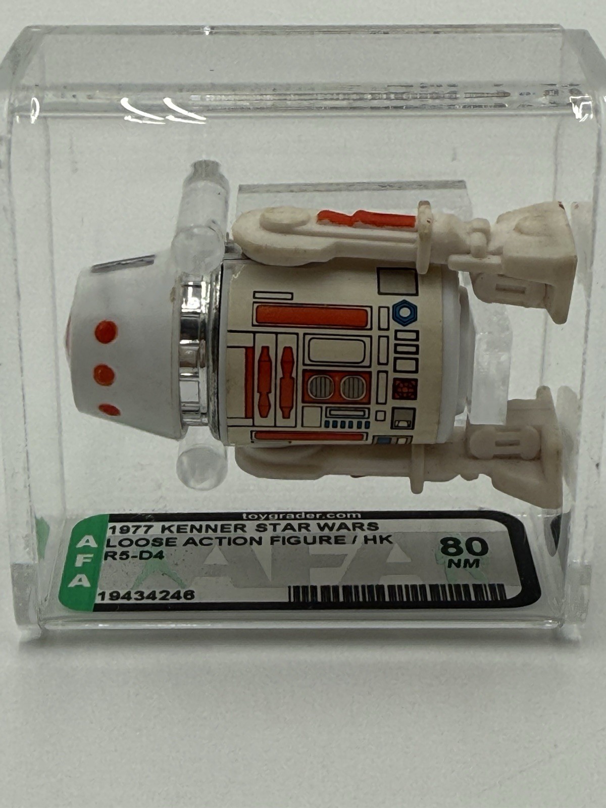 R5-D4 (Arfive-Defour) sold