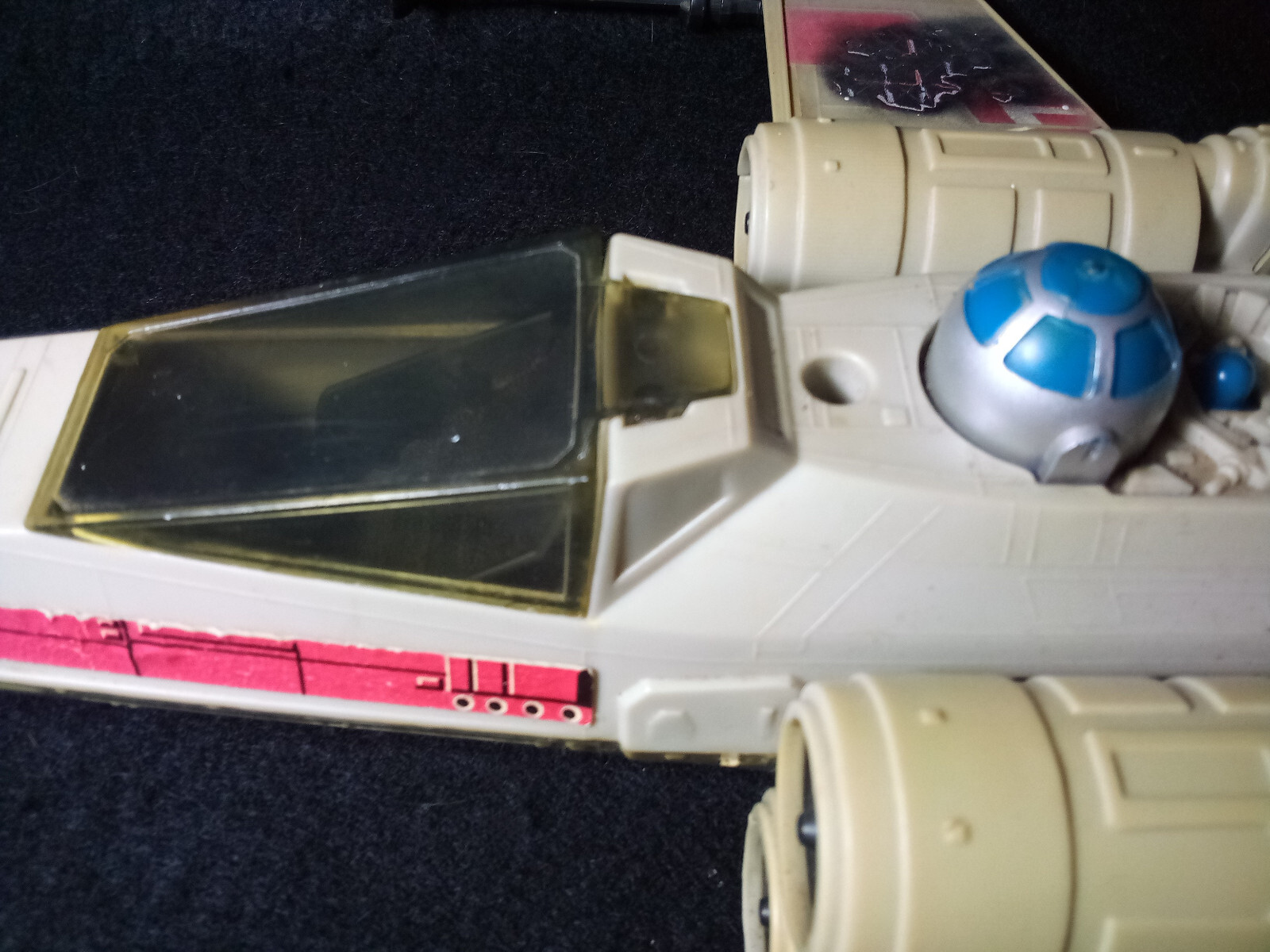 X-Wing Fighter (Battle Damaged) sold