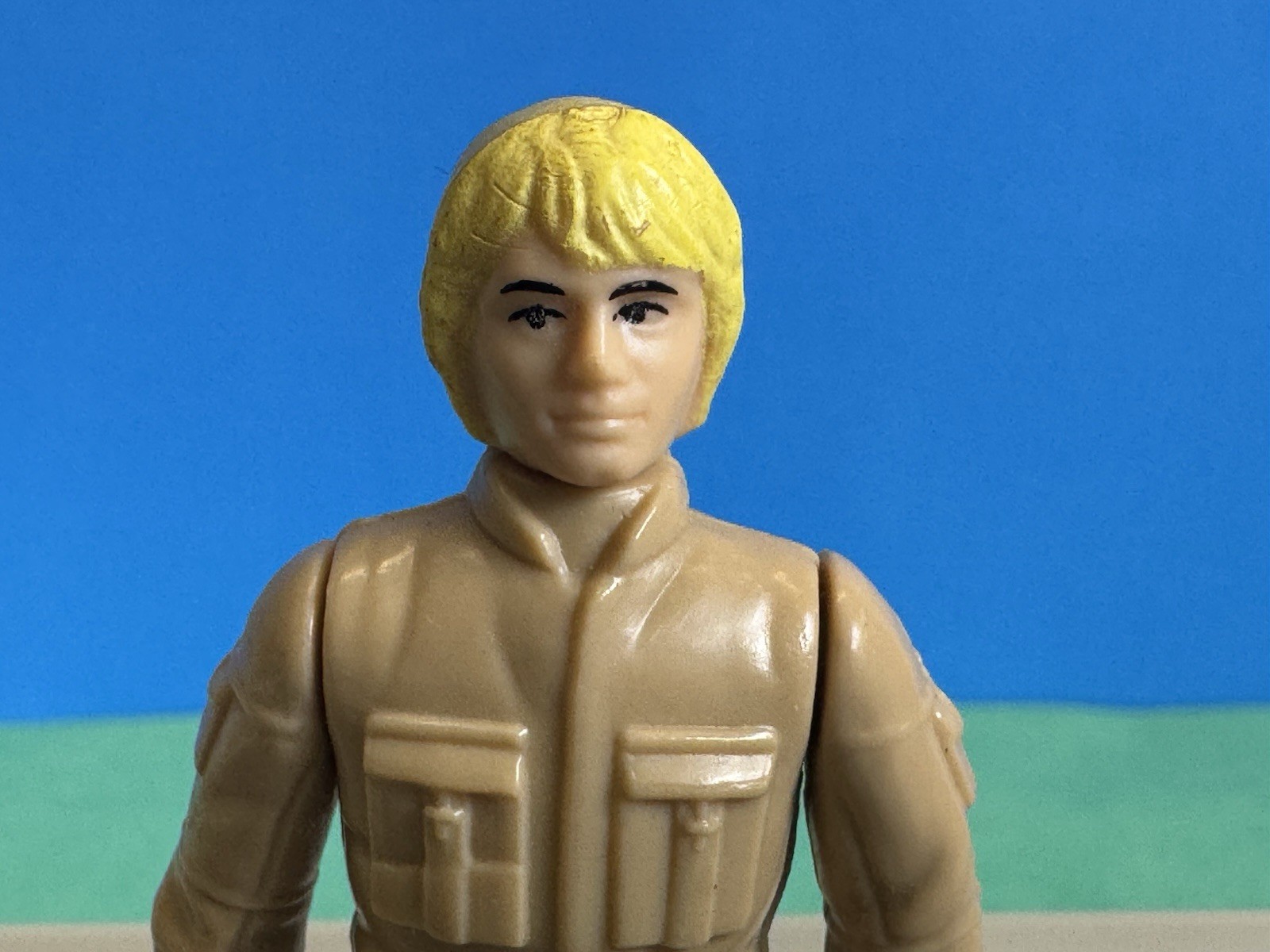 Luke Skywalker (Bespin Fatigues) sold