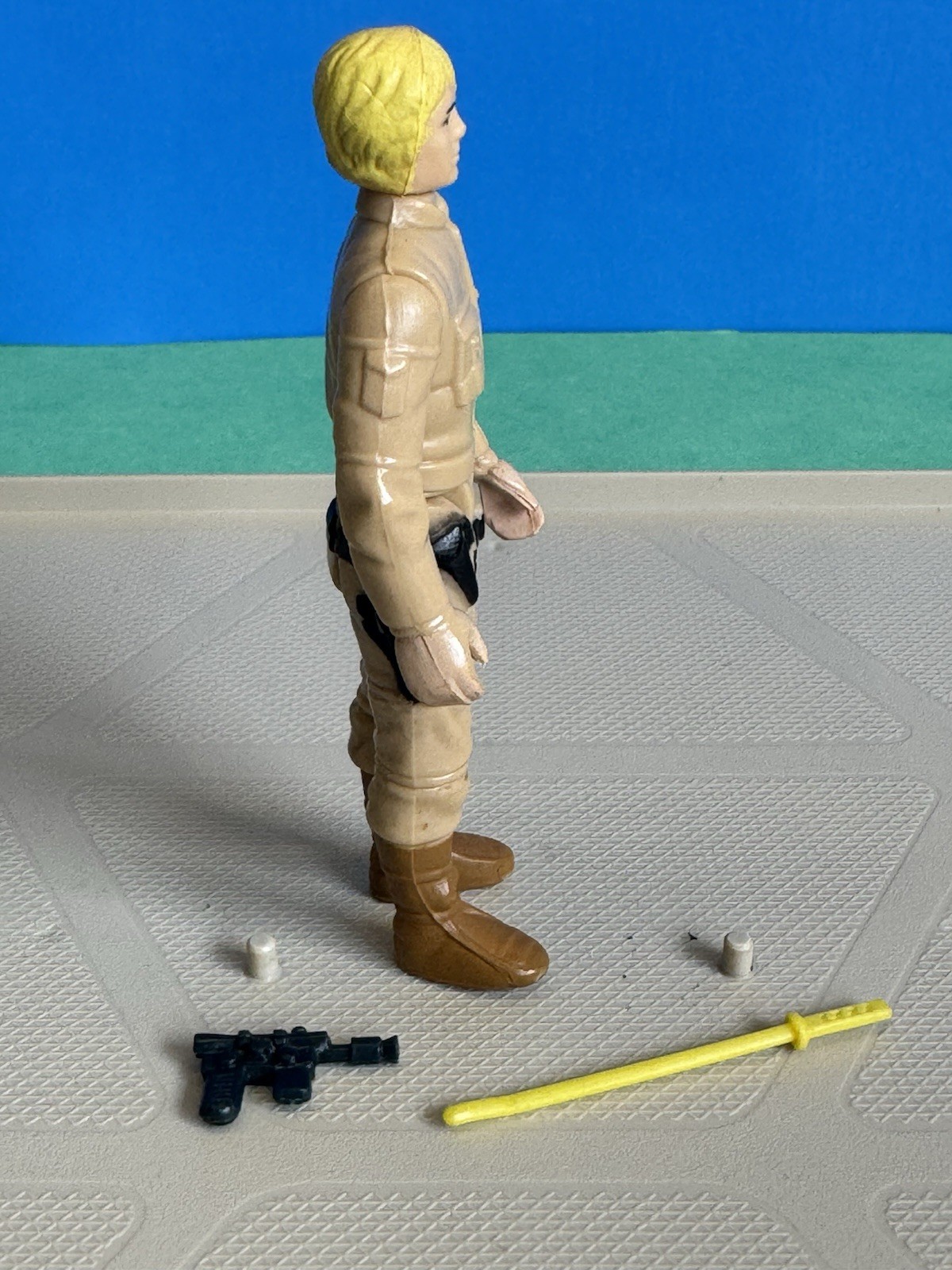 Luke Skywalker (Bespin Fatigues) sold