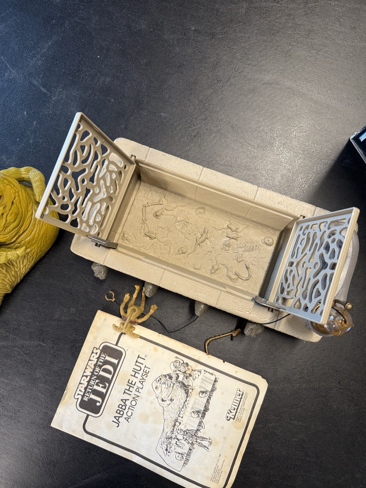 Jabba the Hutt Action Playset sold
