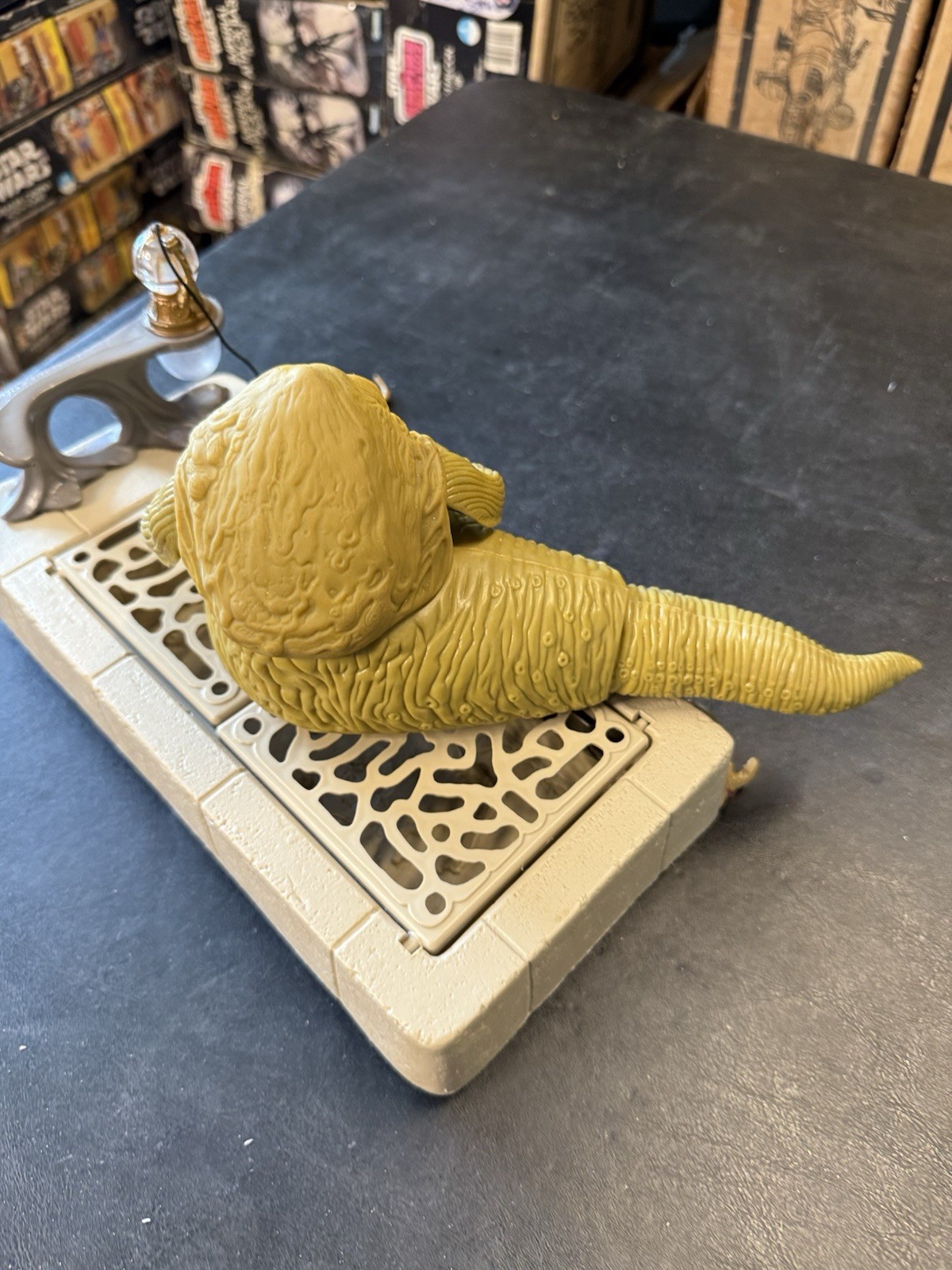 Jabba the Hutt Action Playset sold