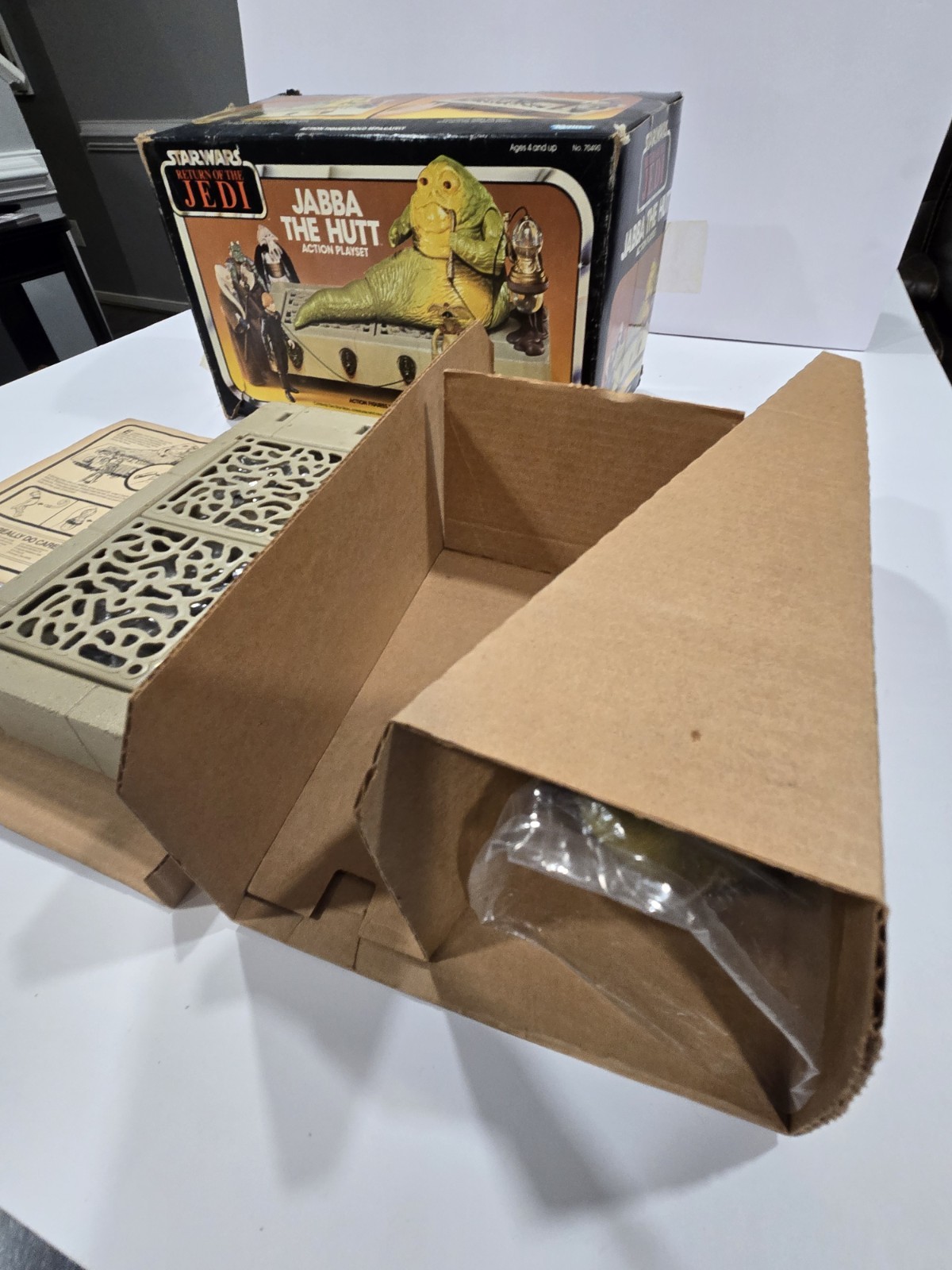 Jabba the Hutt Action Playset sold