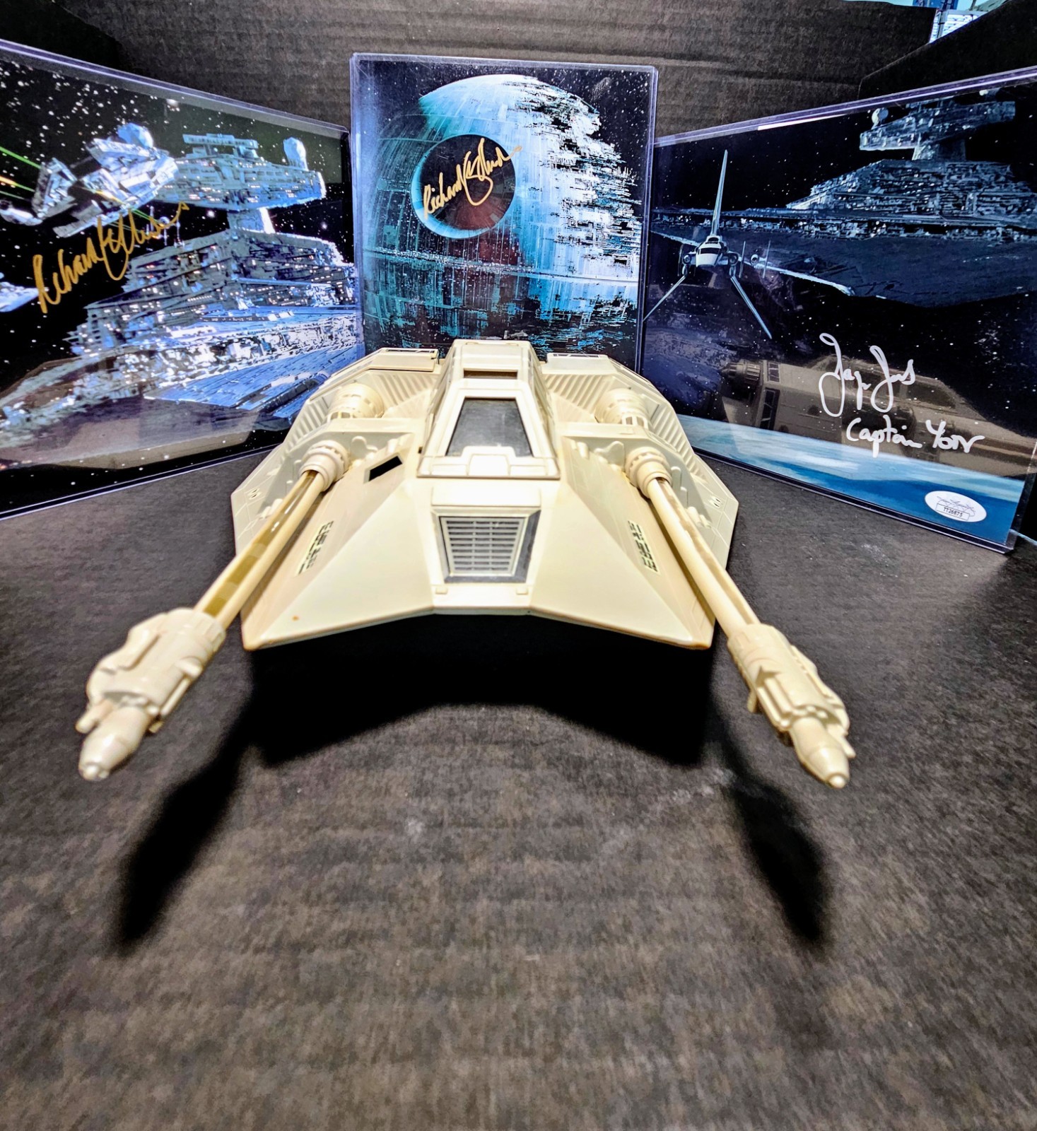 Rebel Armored Snowspeeder sold