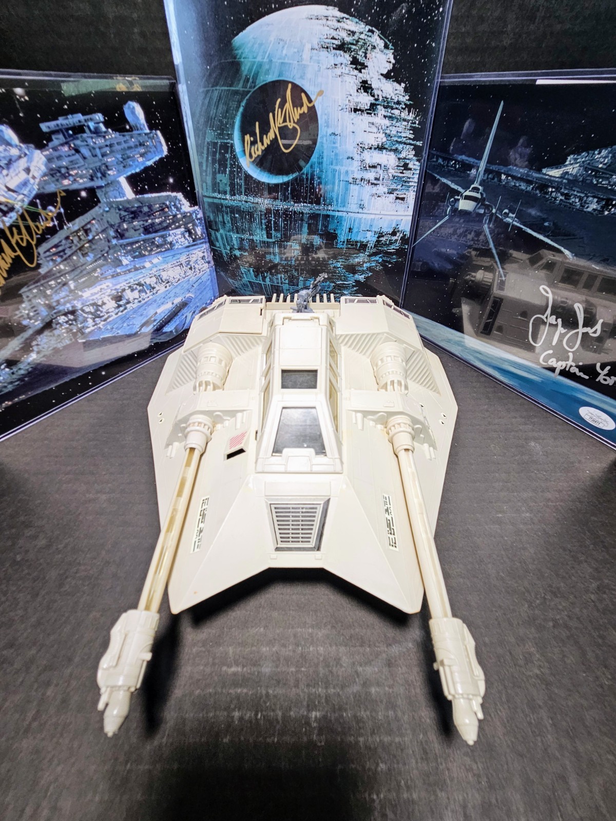 Rebel Armored Snowspeeder sold