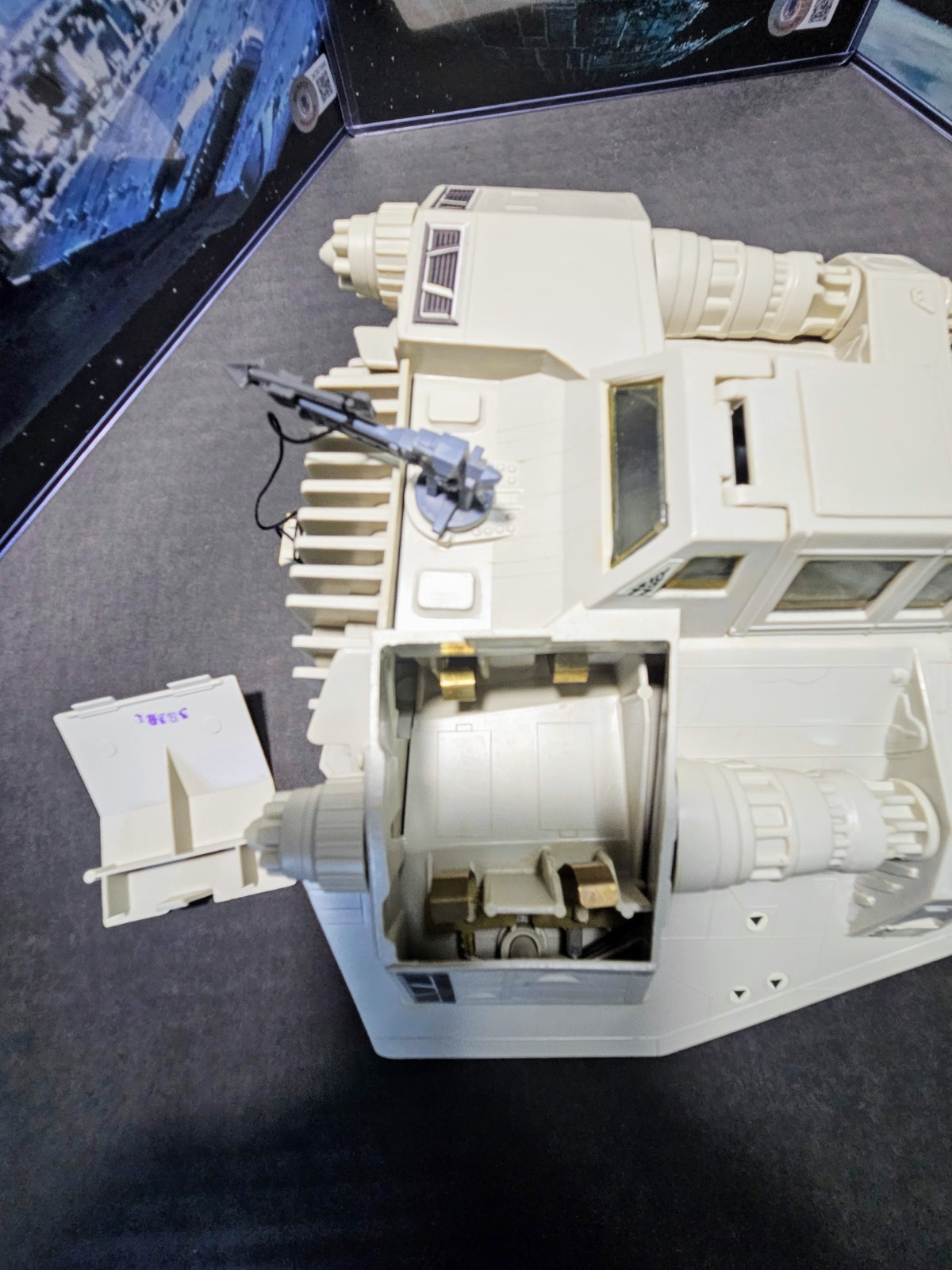 Rebel Armored Snowspeeder sold