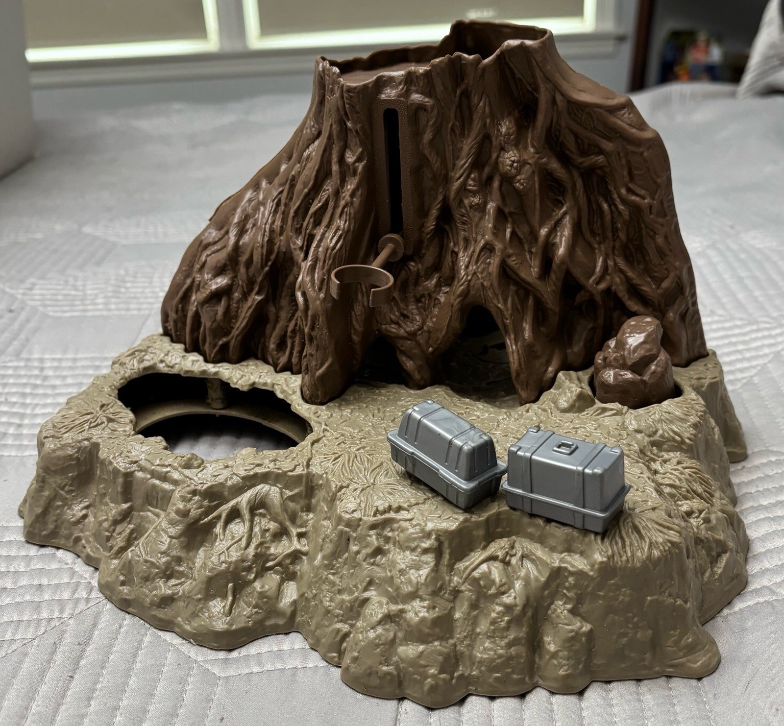 Dagobah Action Playset sold