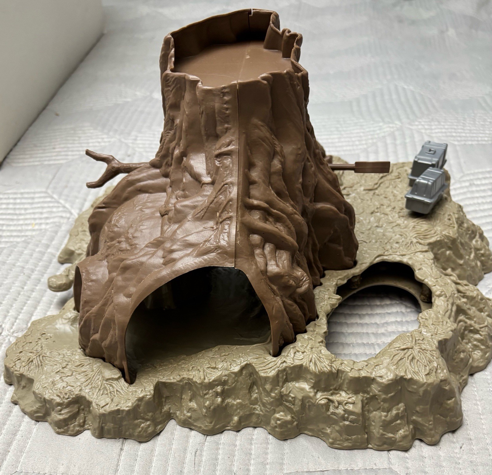 Dagobah Action Playset sold