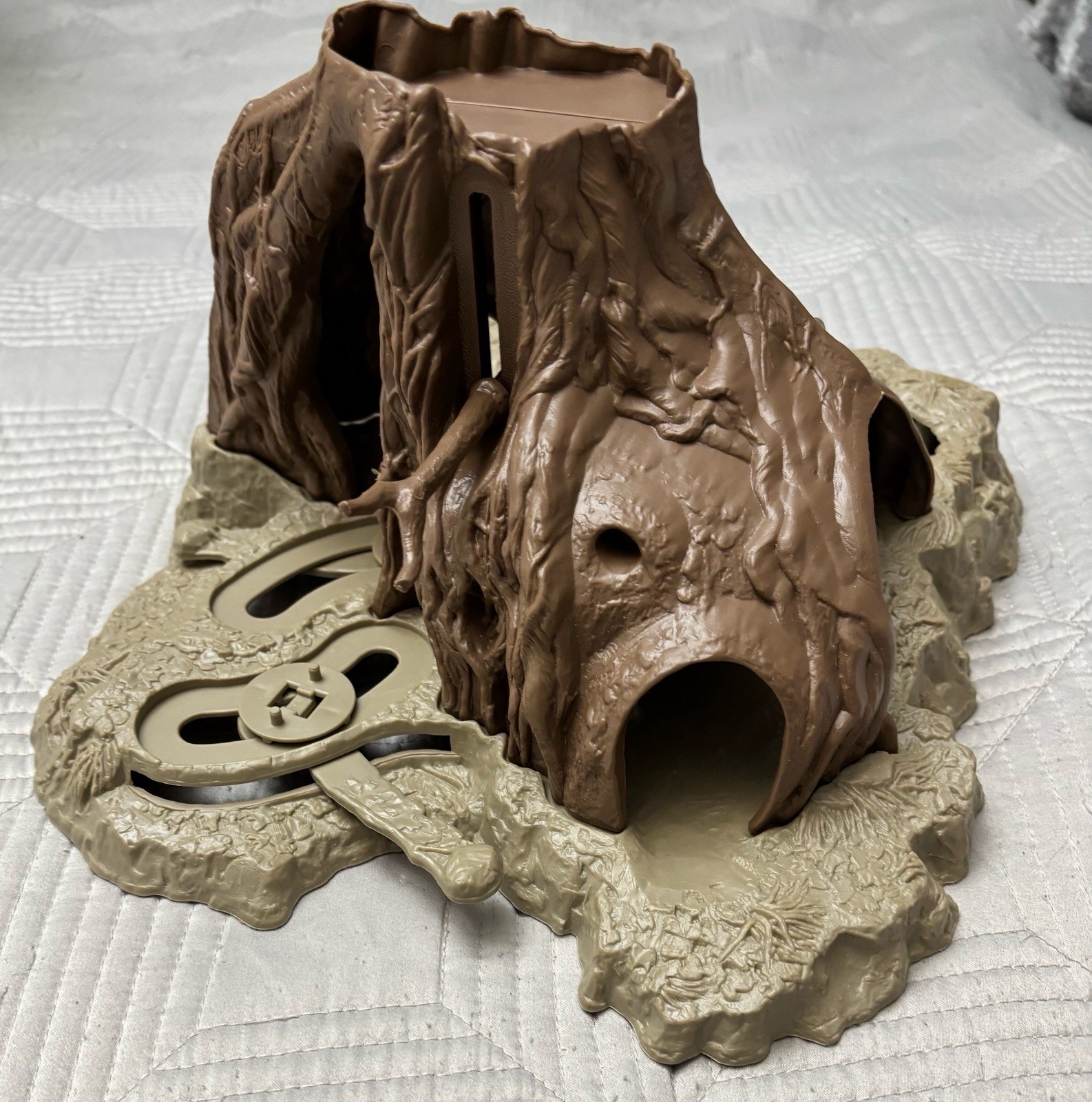 Dagobah Action Playset sold