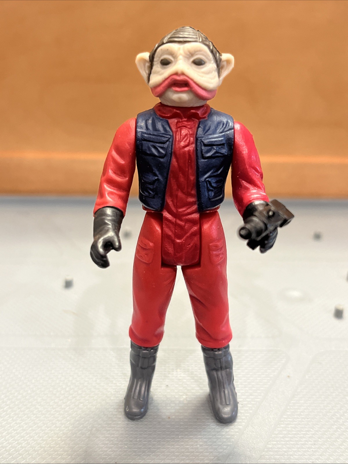 Nien Nunb sold
