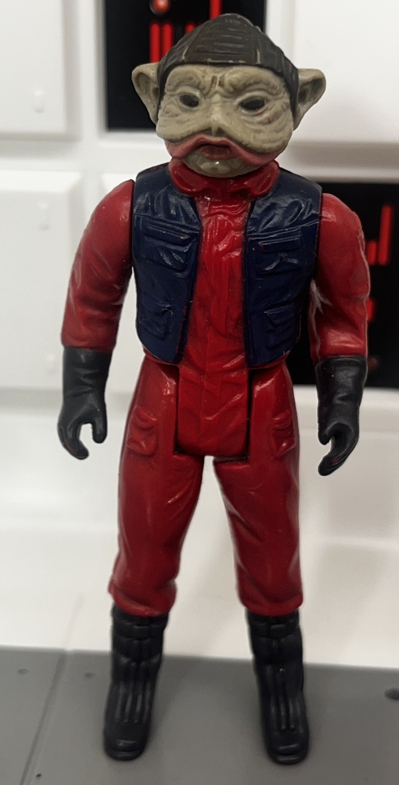 Nien Nunb sold