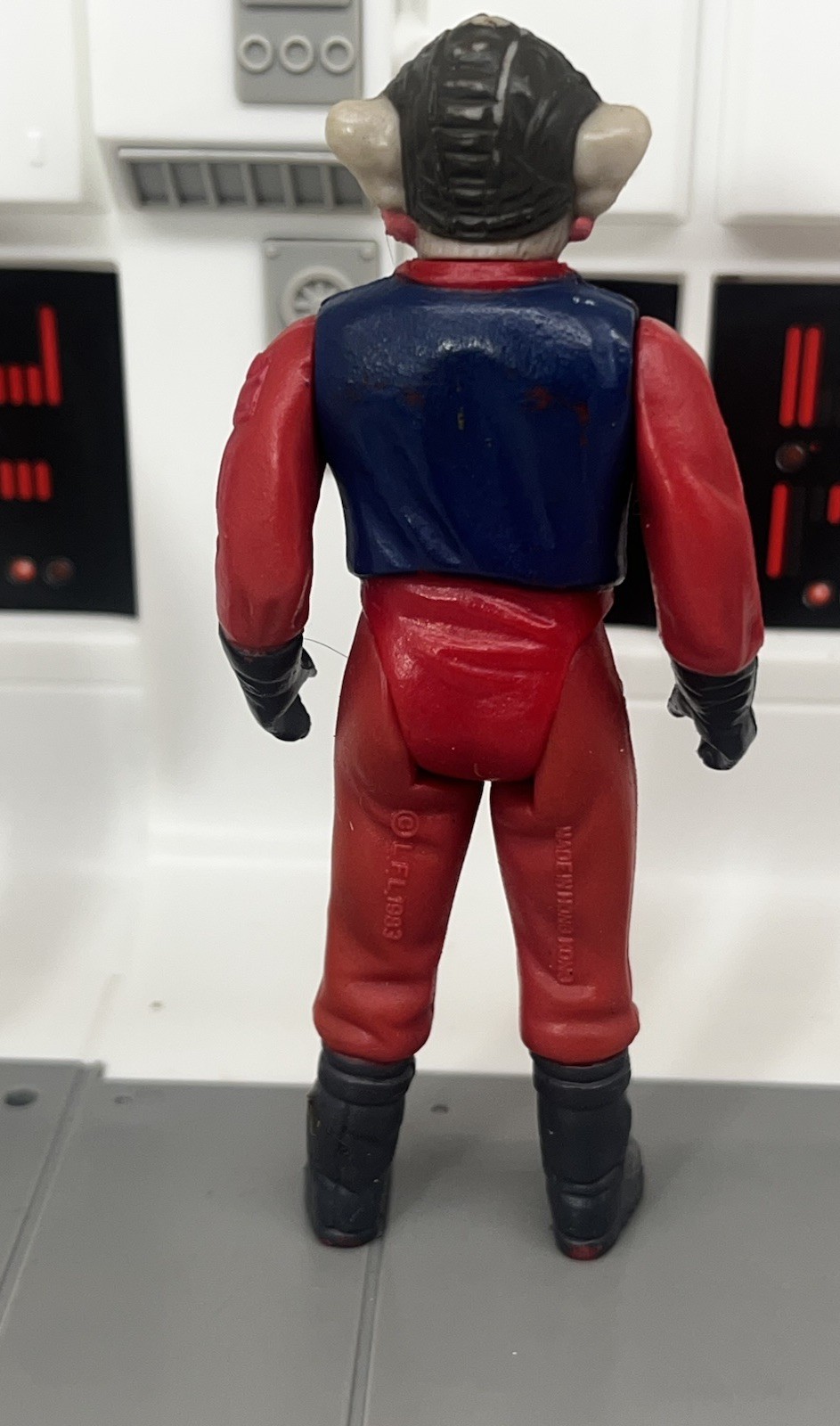 Nien Nunb sold