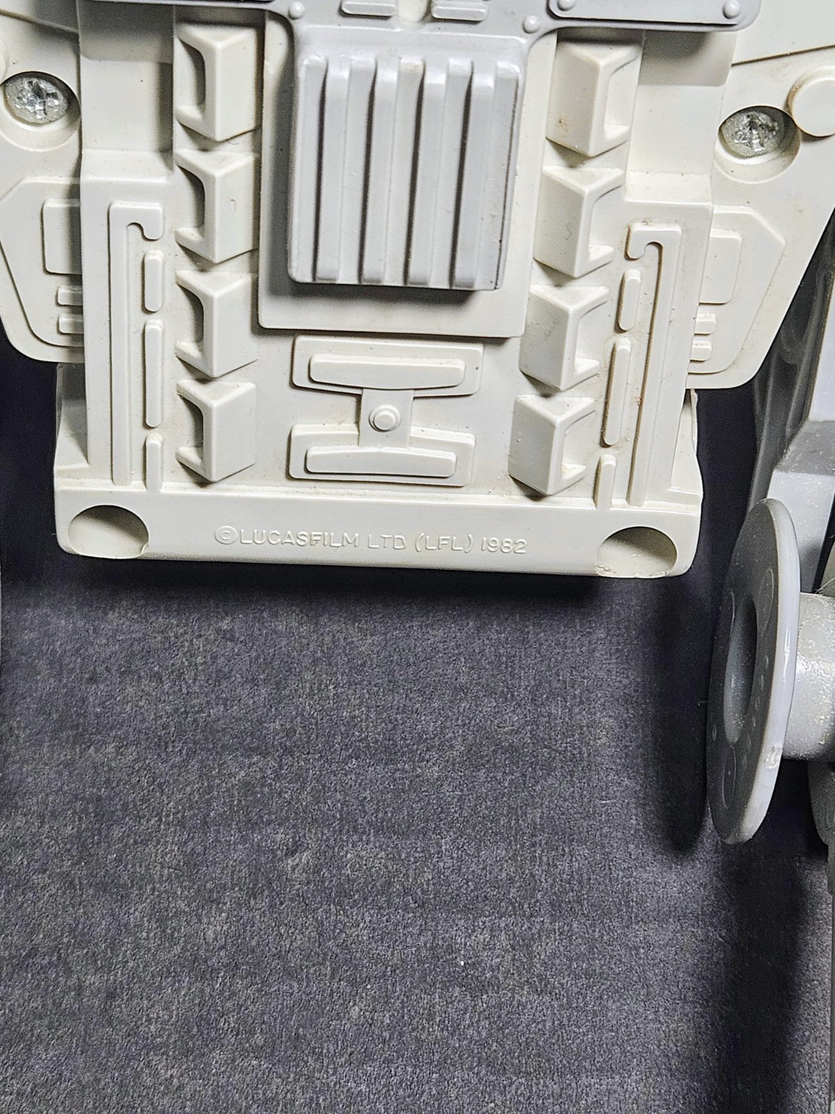 Scout Walker (AT-ST) sold