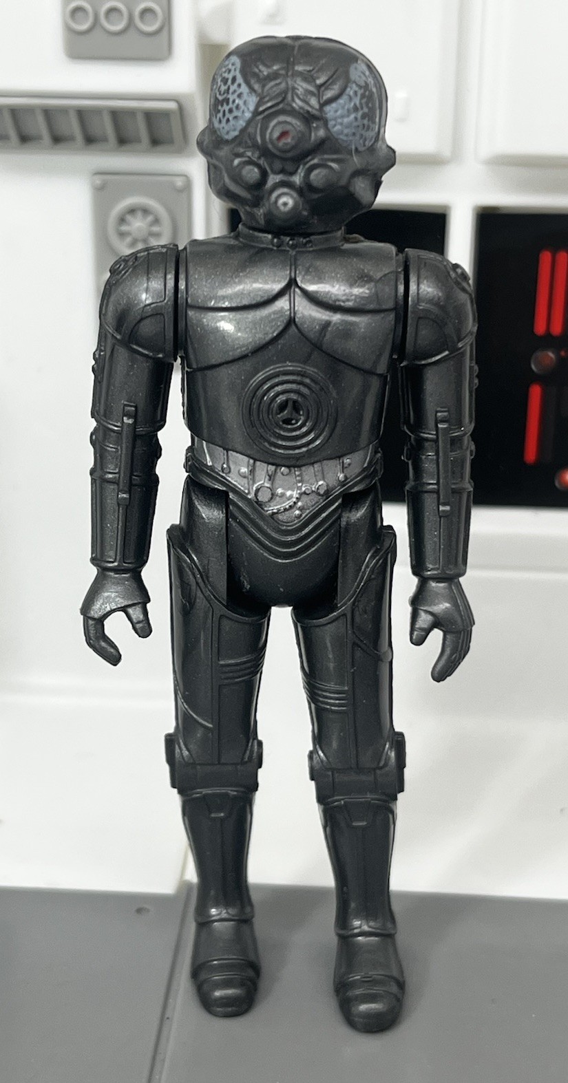 Zuckuss sold