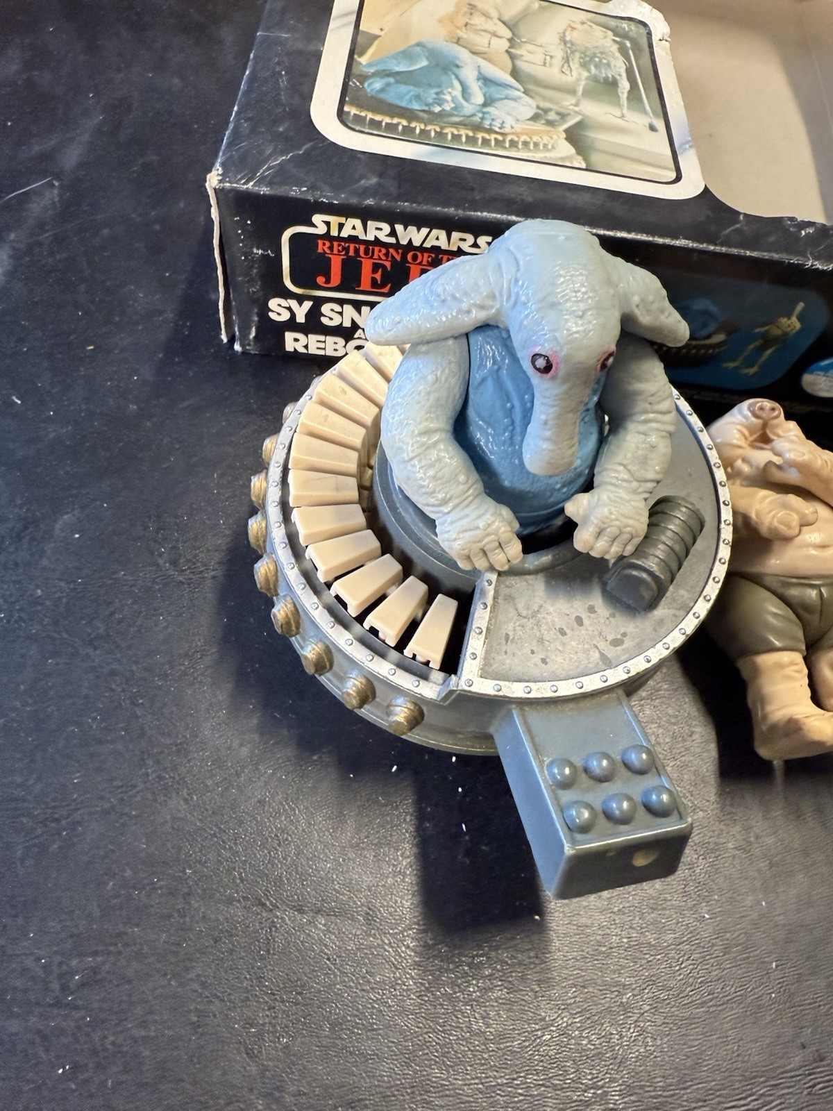 Sy Snootles & The Rebo Band sold