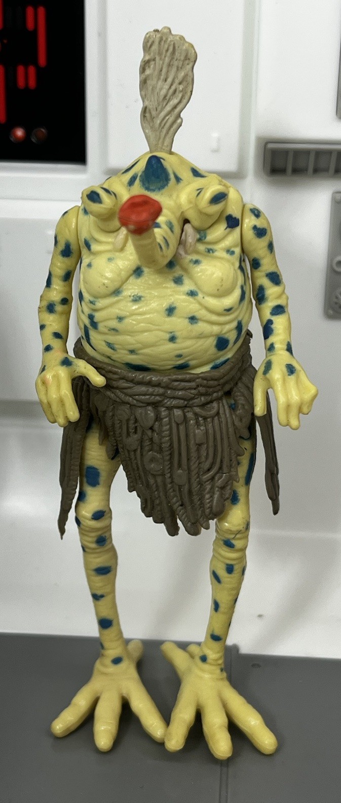 Sy Snootles sold