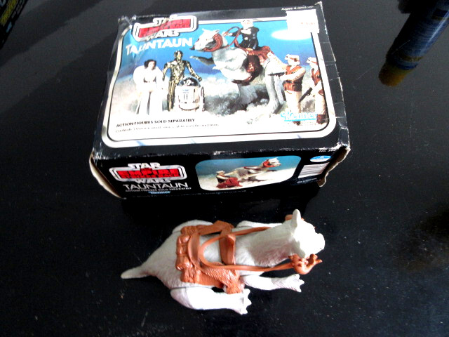 Tauntaun (closed belly) sold