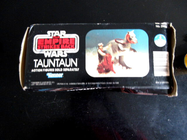 Tauntaun (closed belly) sold