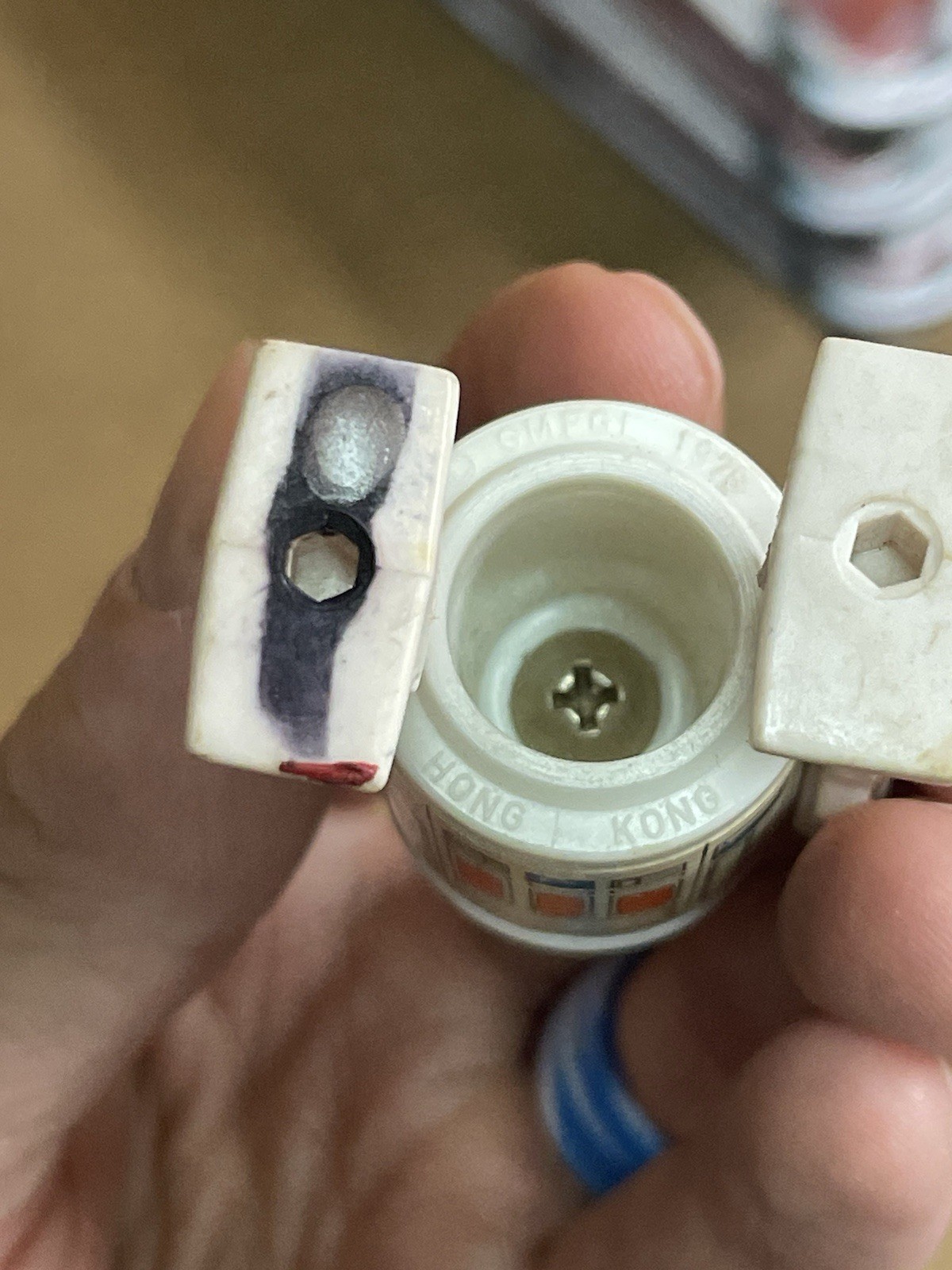 R5-D4 (Arfive-Defour) sold