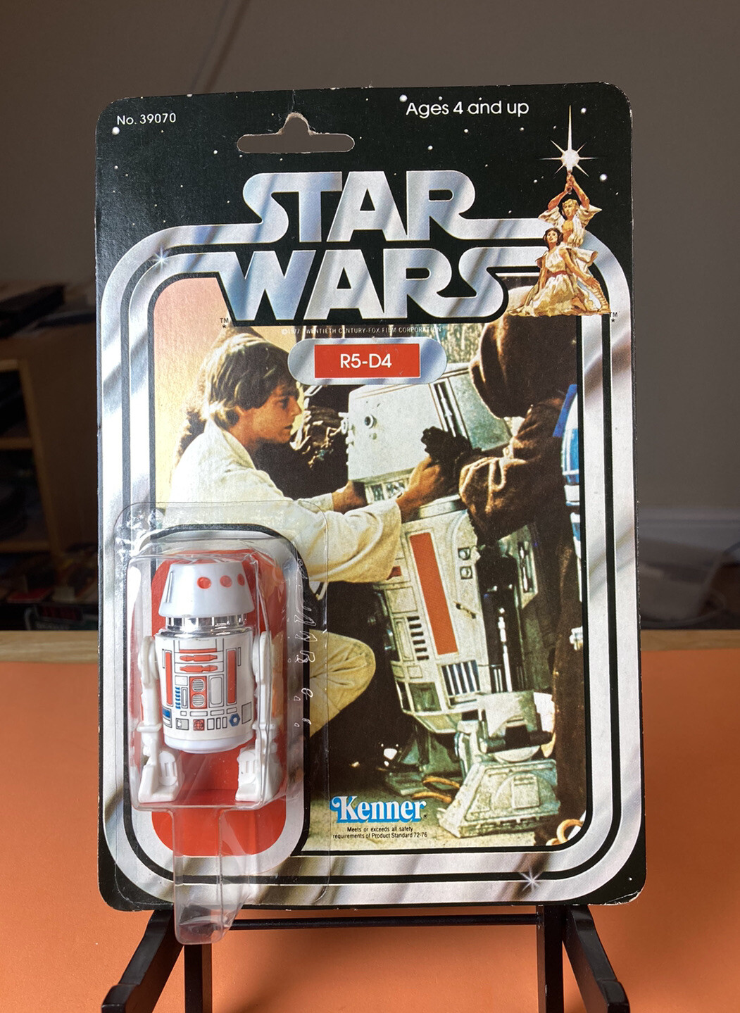 R5-D4 (Arfive-Defour) sold