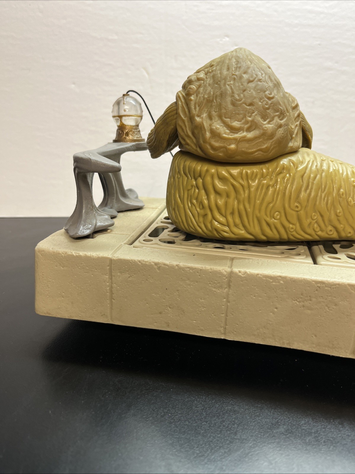 Jabba the Hutt Action Playset sold