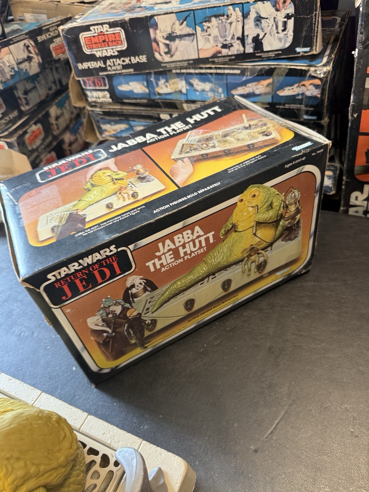 Jabba the Hutt Action Playset sold