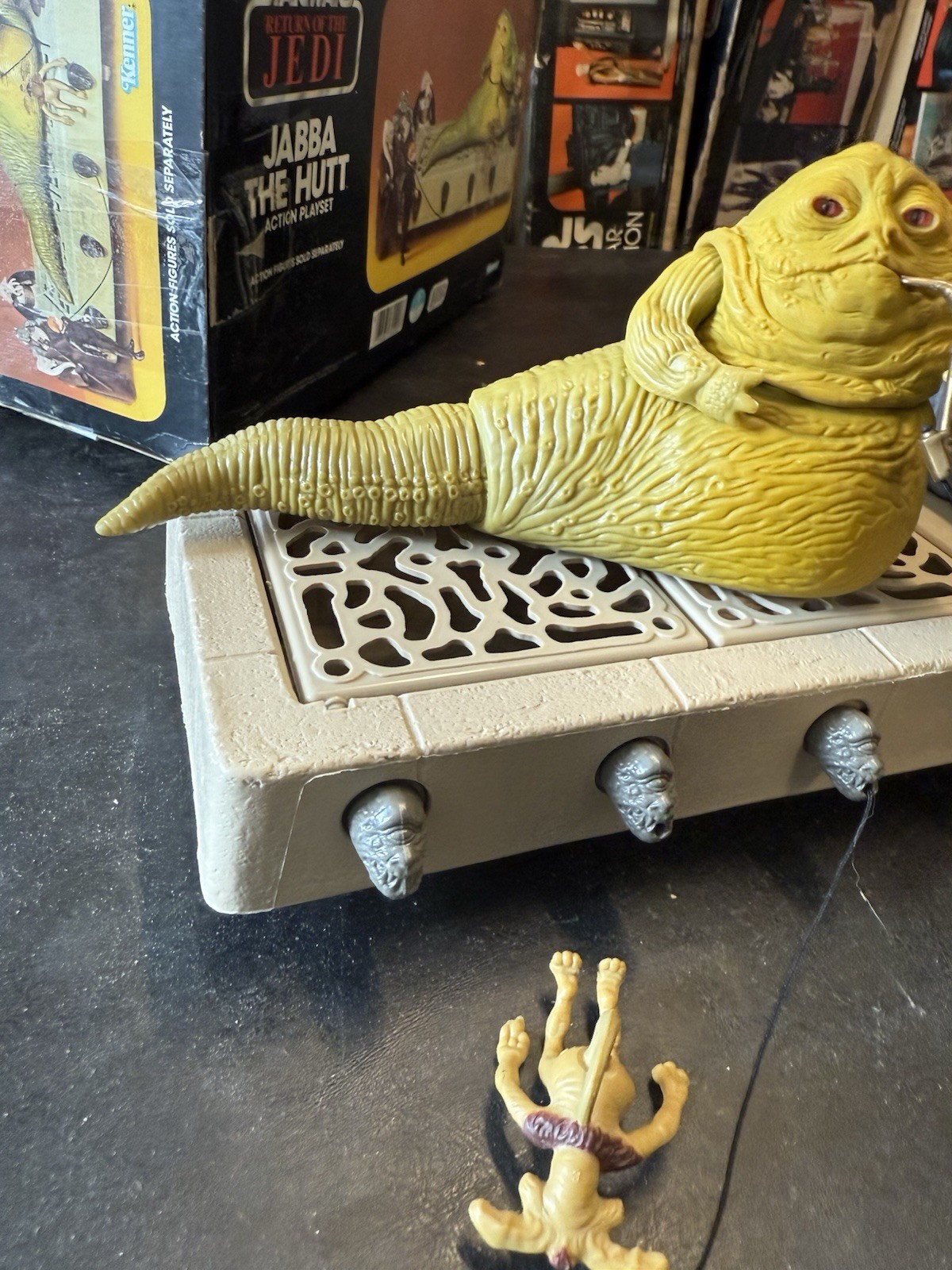 Jabba the Hutt Action Playset sold