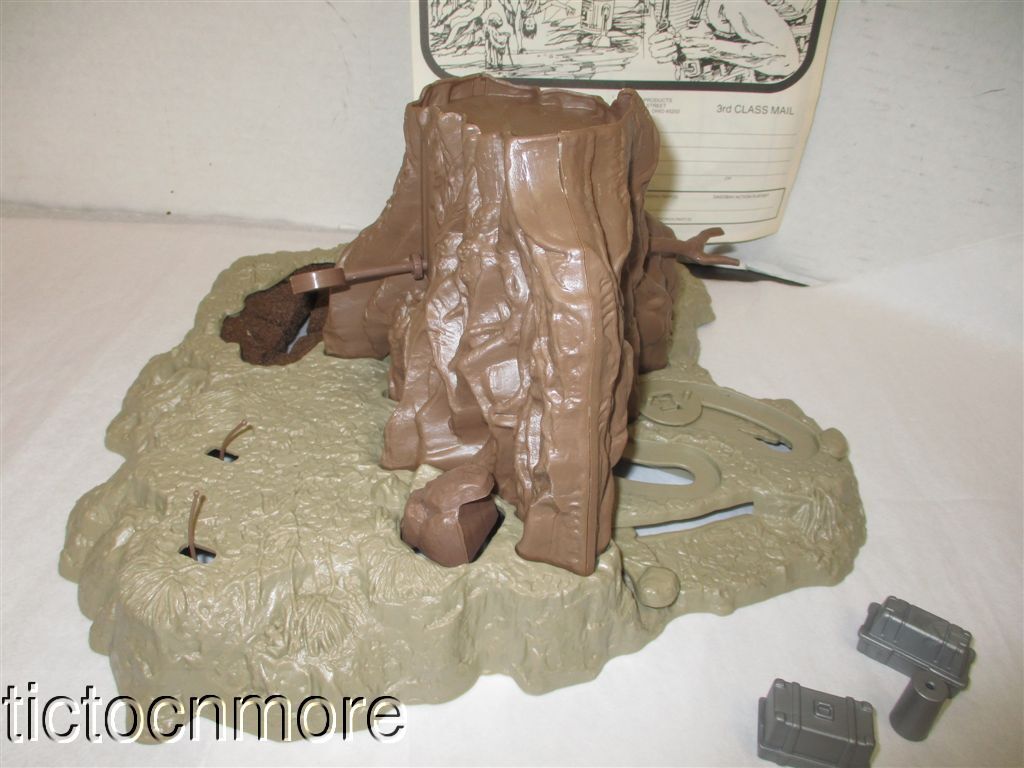 Dagobah Action Playset sold
