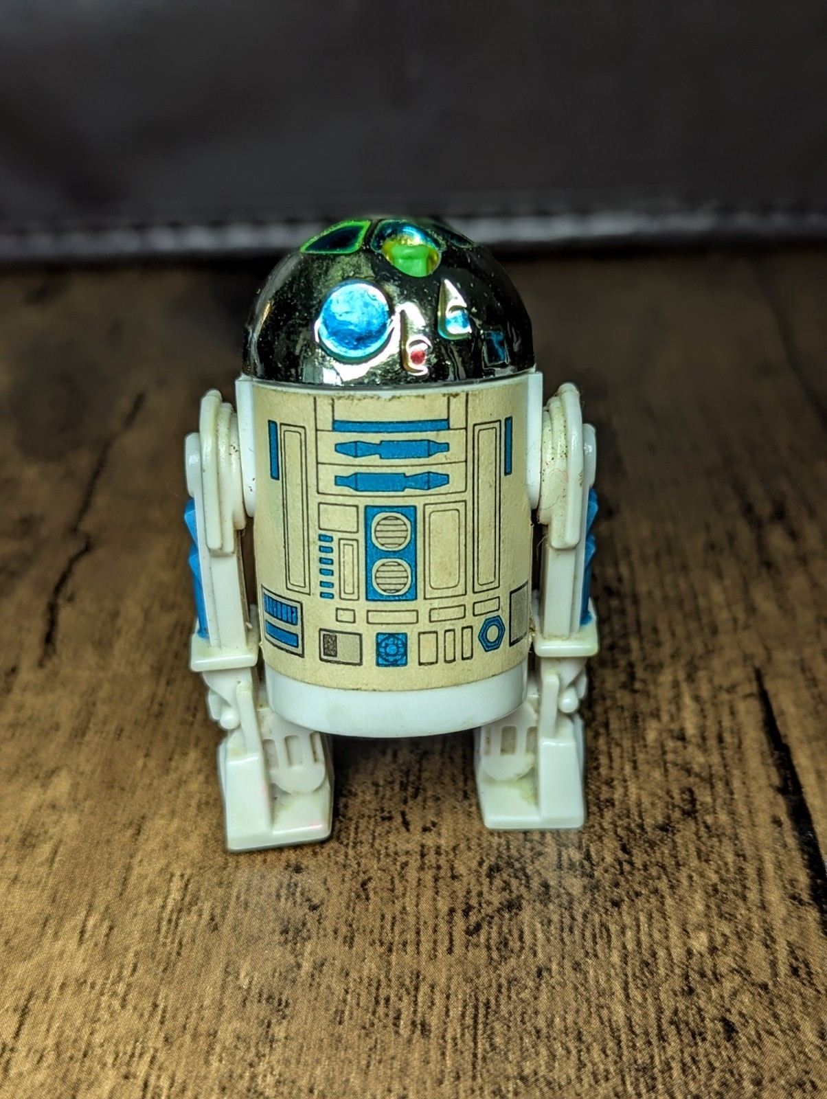 R2-D2 (Artoo-Detoo) with pop-up Lightsaber sold