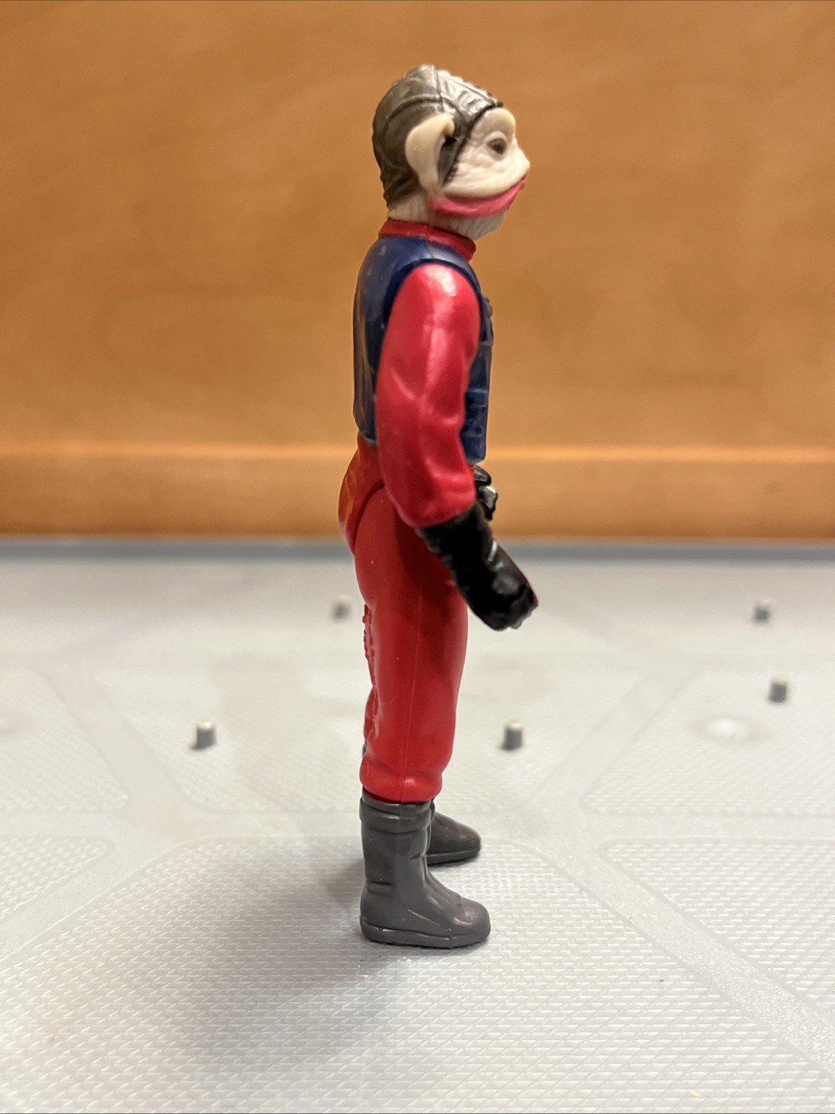 Nien Nunb sold