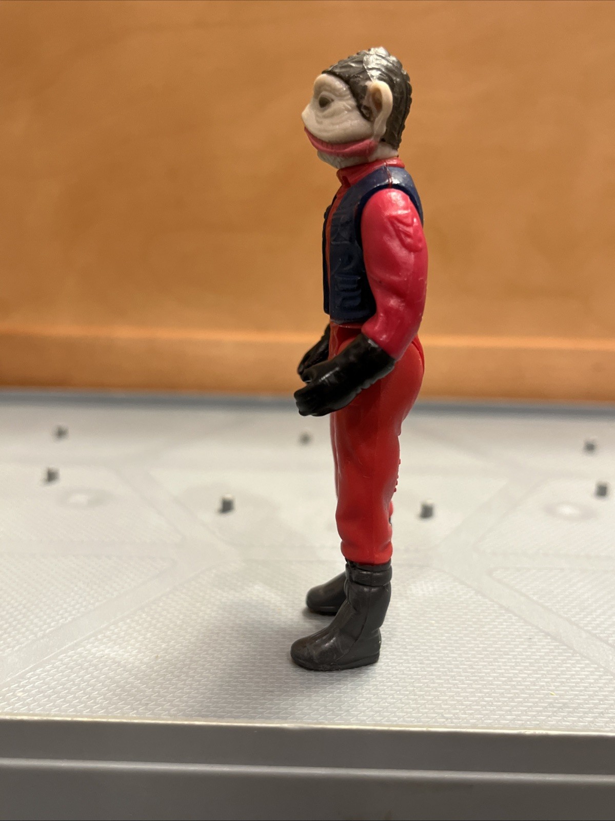 Nien Nunb sold