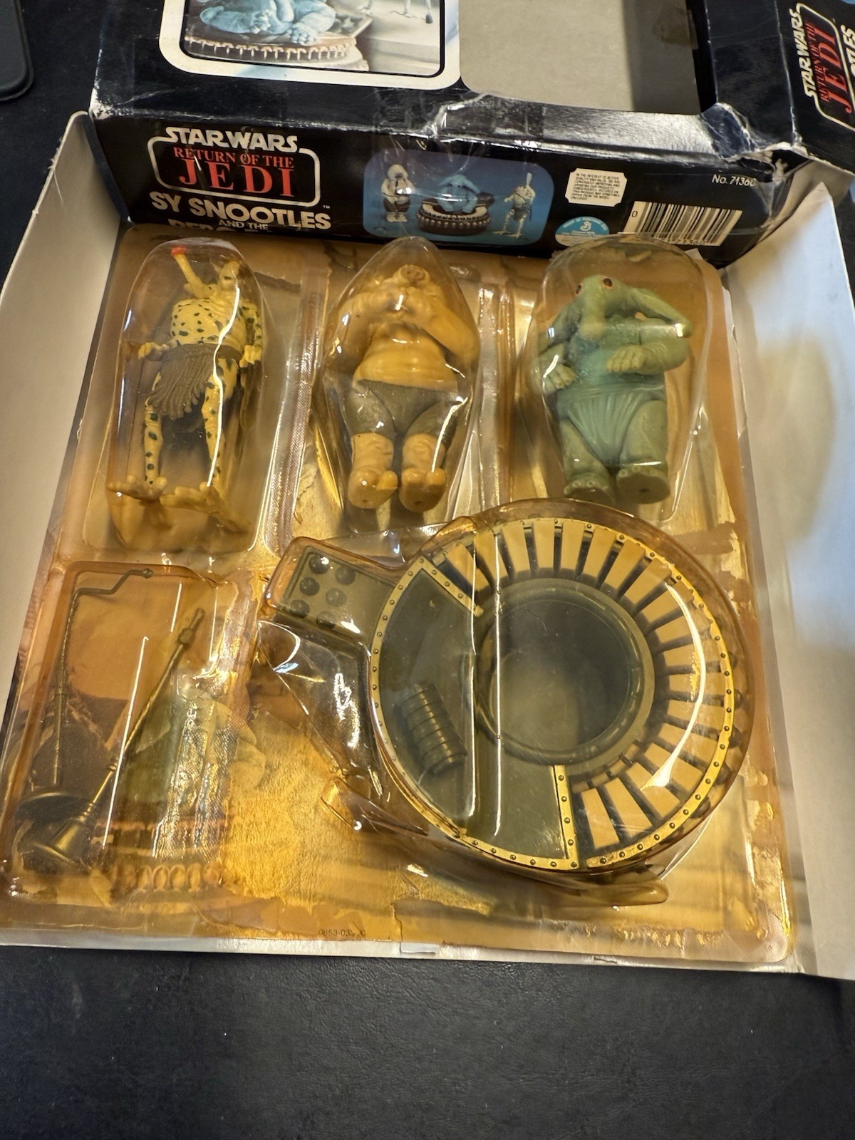 Sy Snootles & The Rebo Band sold