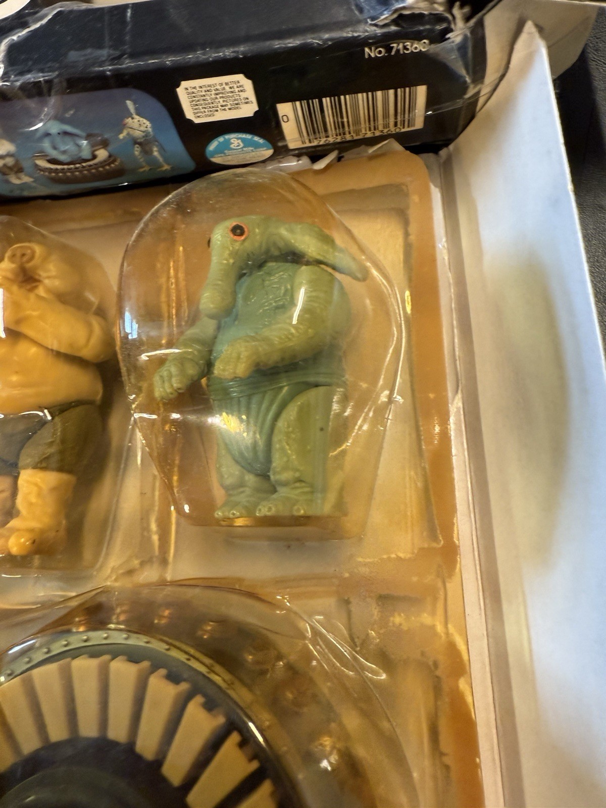 Sy Snootles & The Rebo Band sold