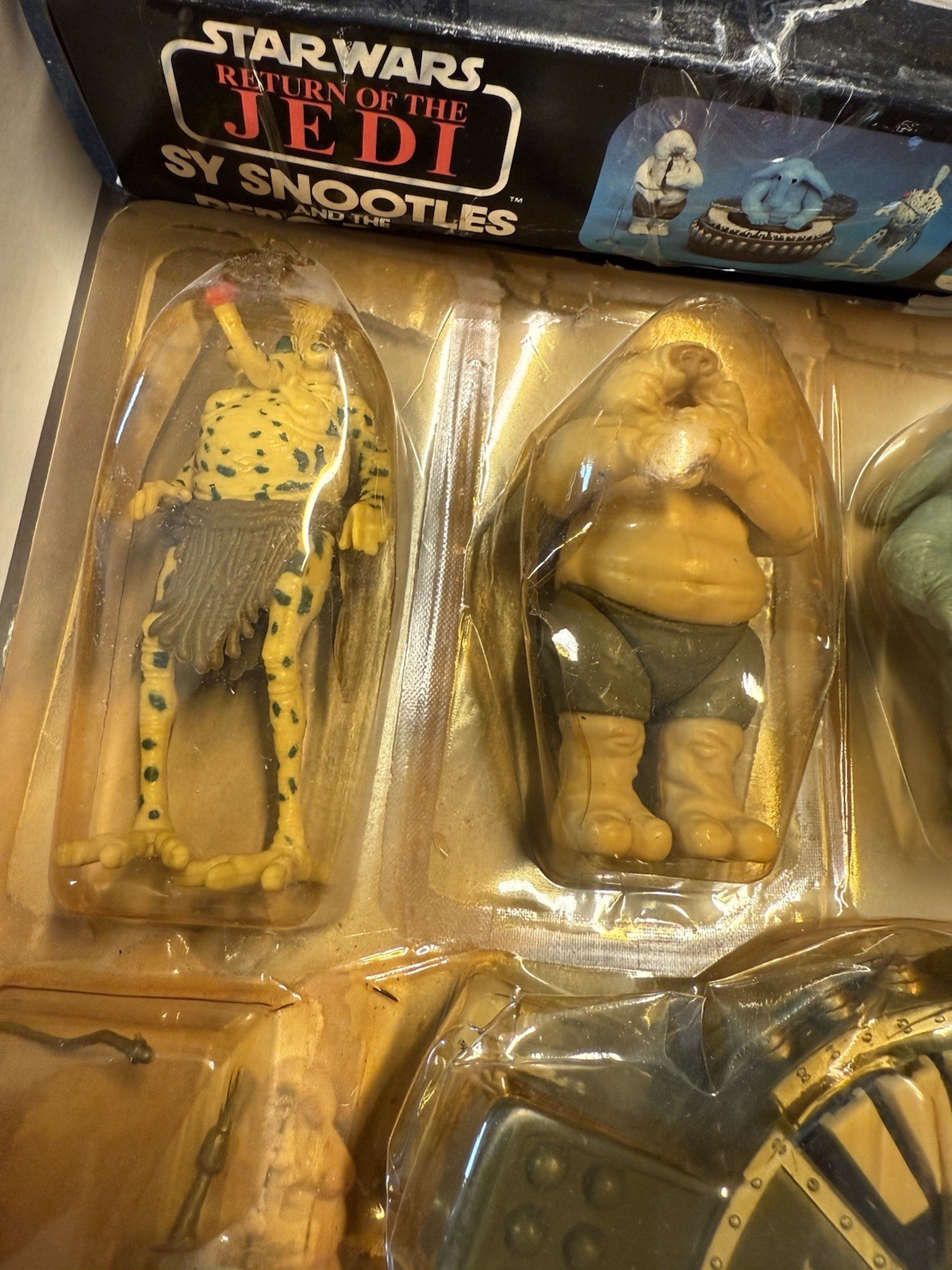 Sy Snootles & The Rebo Band sold