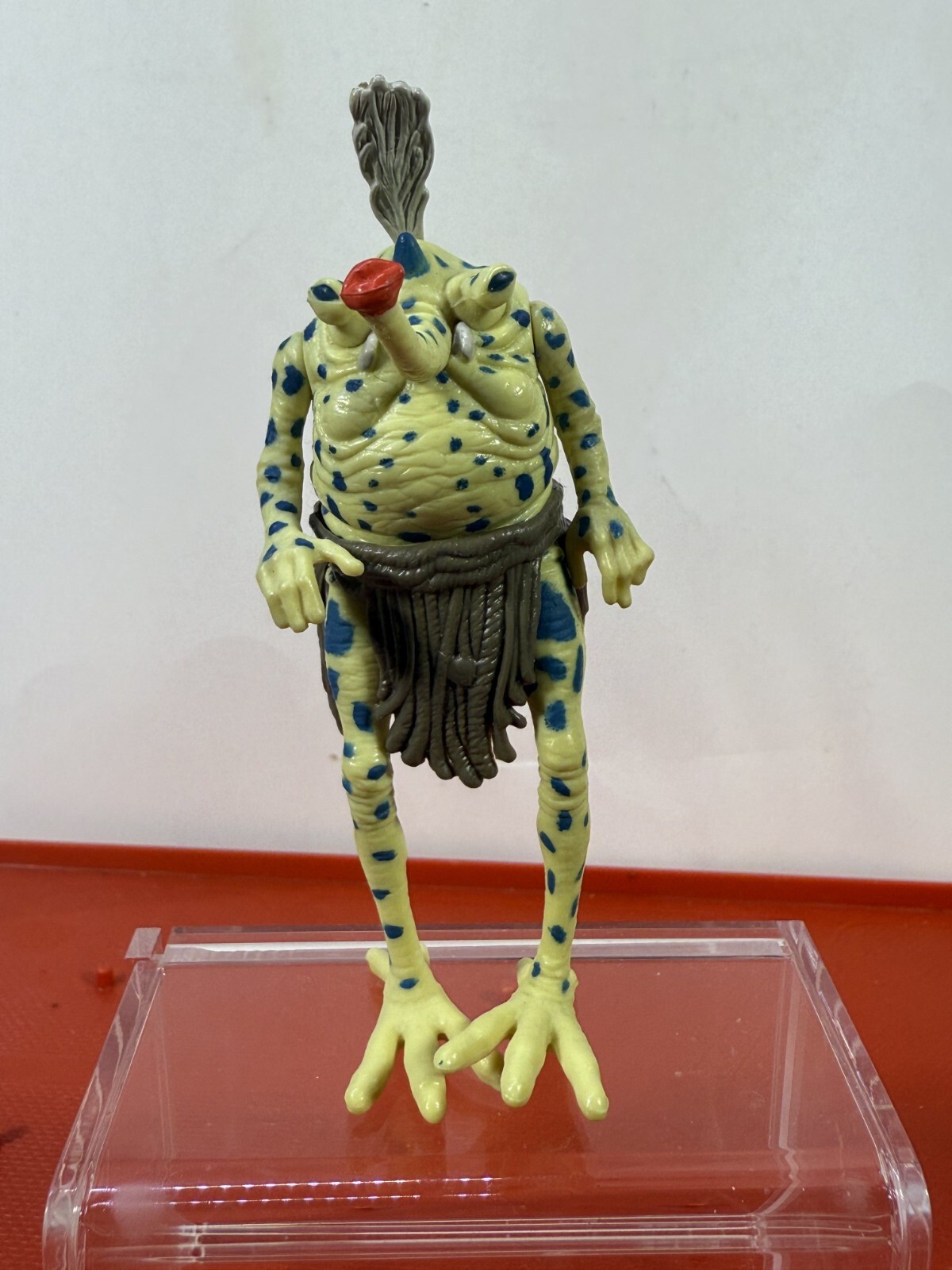 Sy Snootles sold