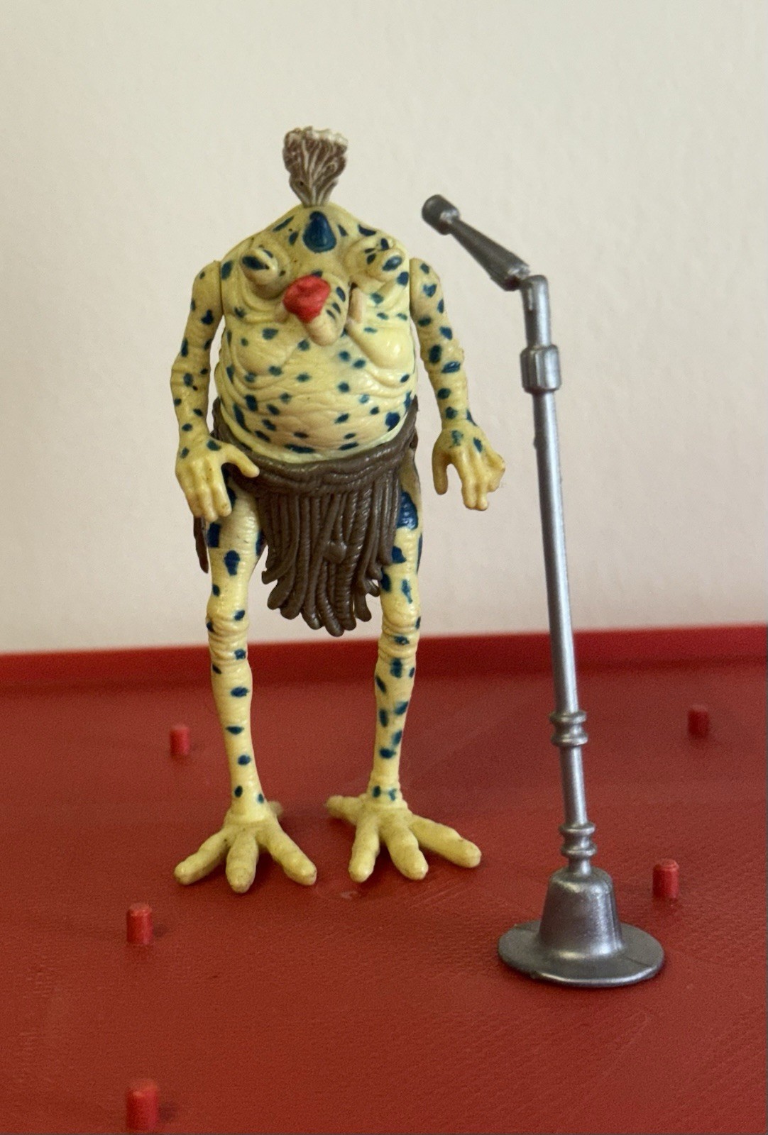 Sy Snootles sold