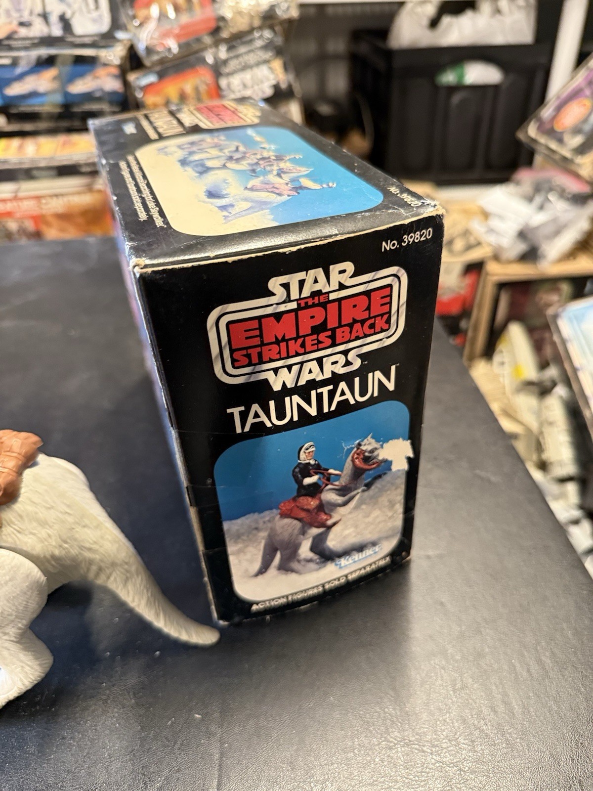 Tauntaun (closed belly) sold