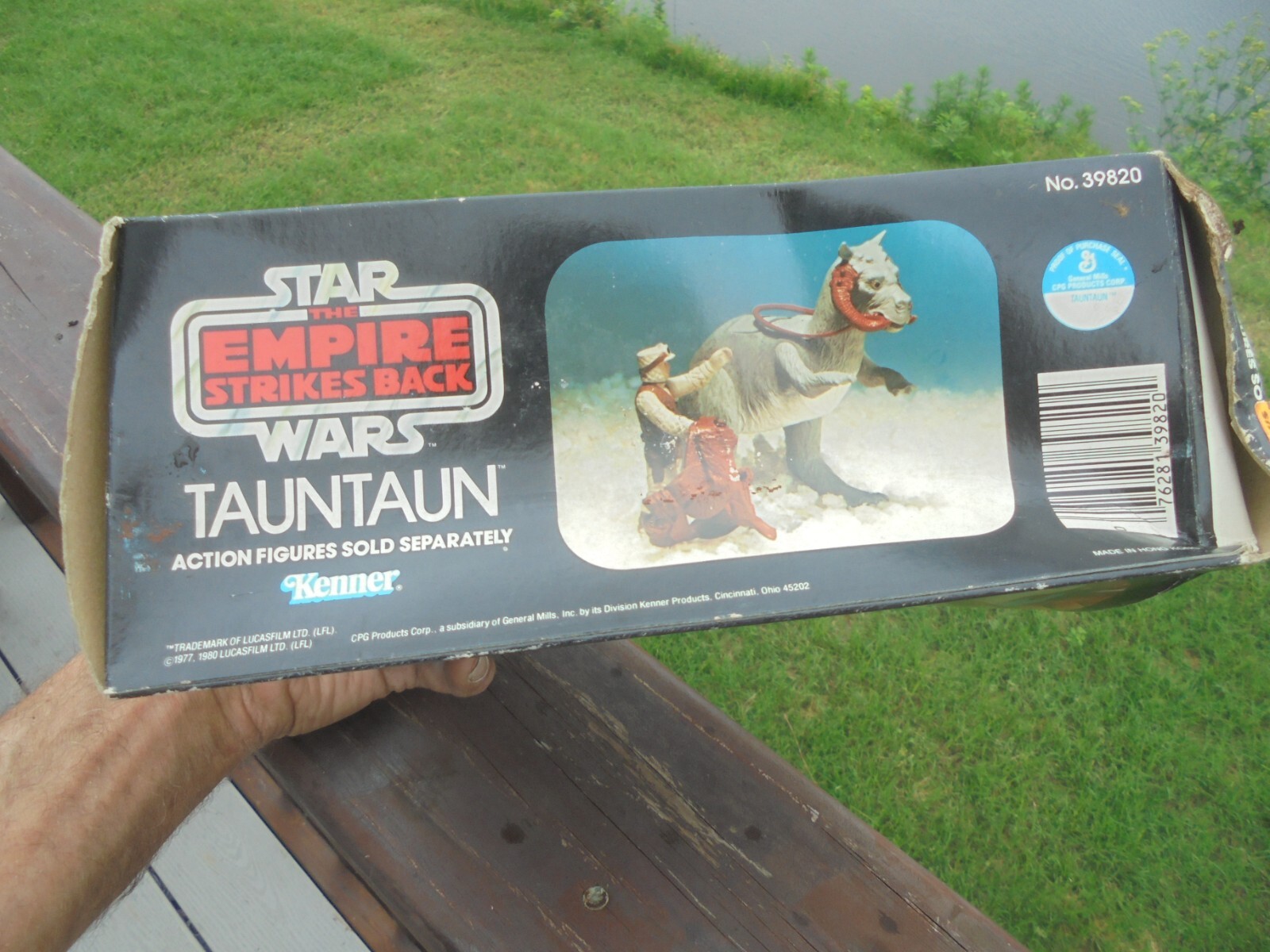 Tauntaun (closed belly) sold