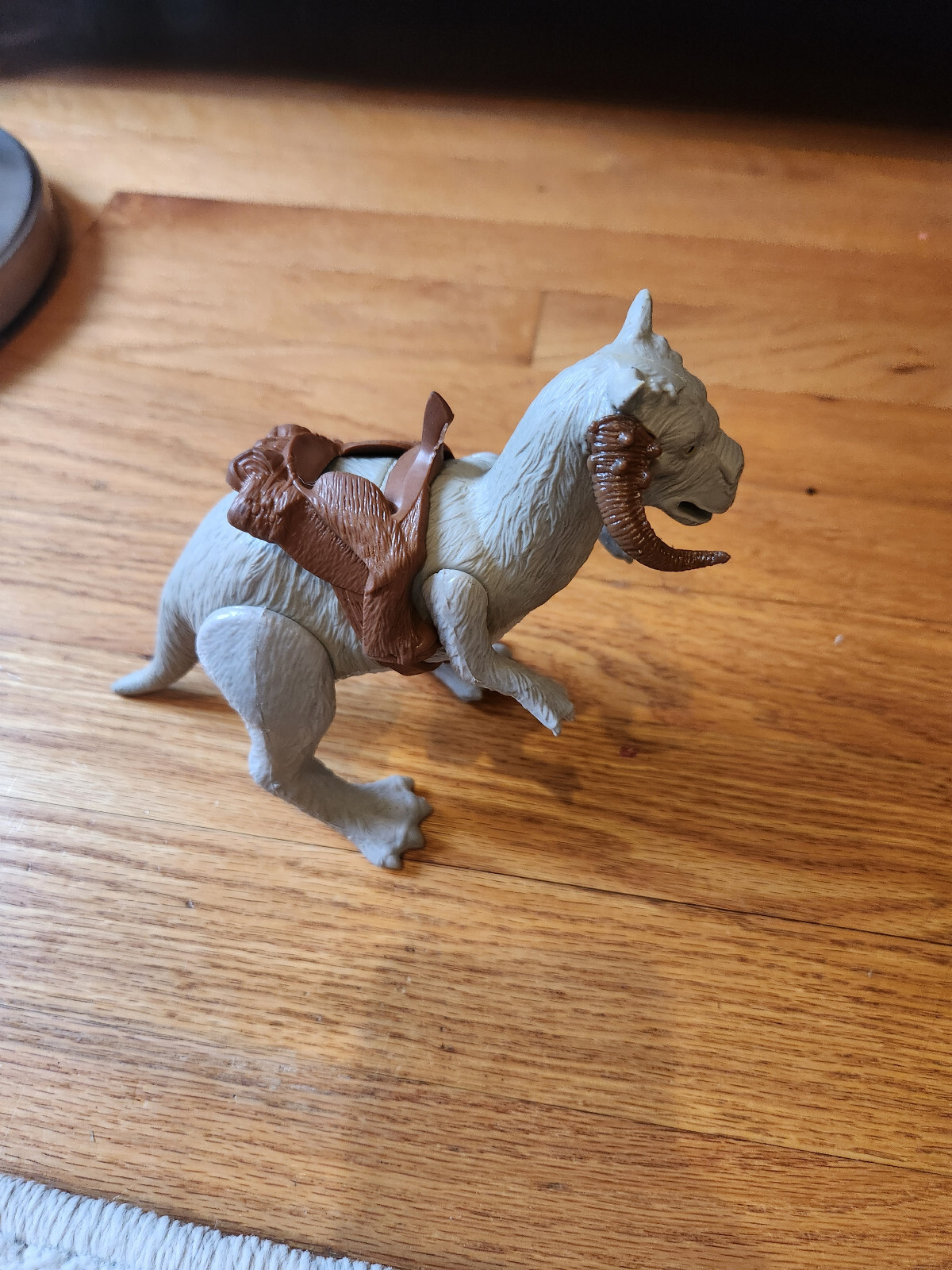 Tauntaun (closed belly) sold