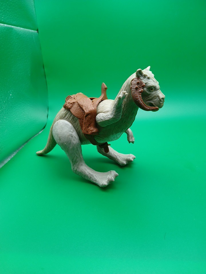 Tauntaun (closed belly) sold