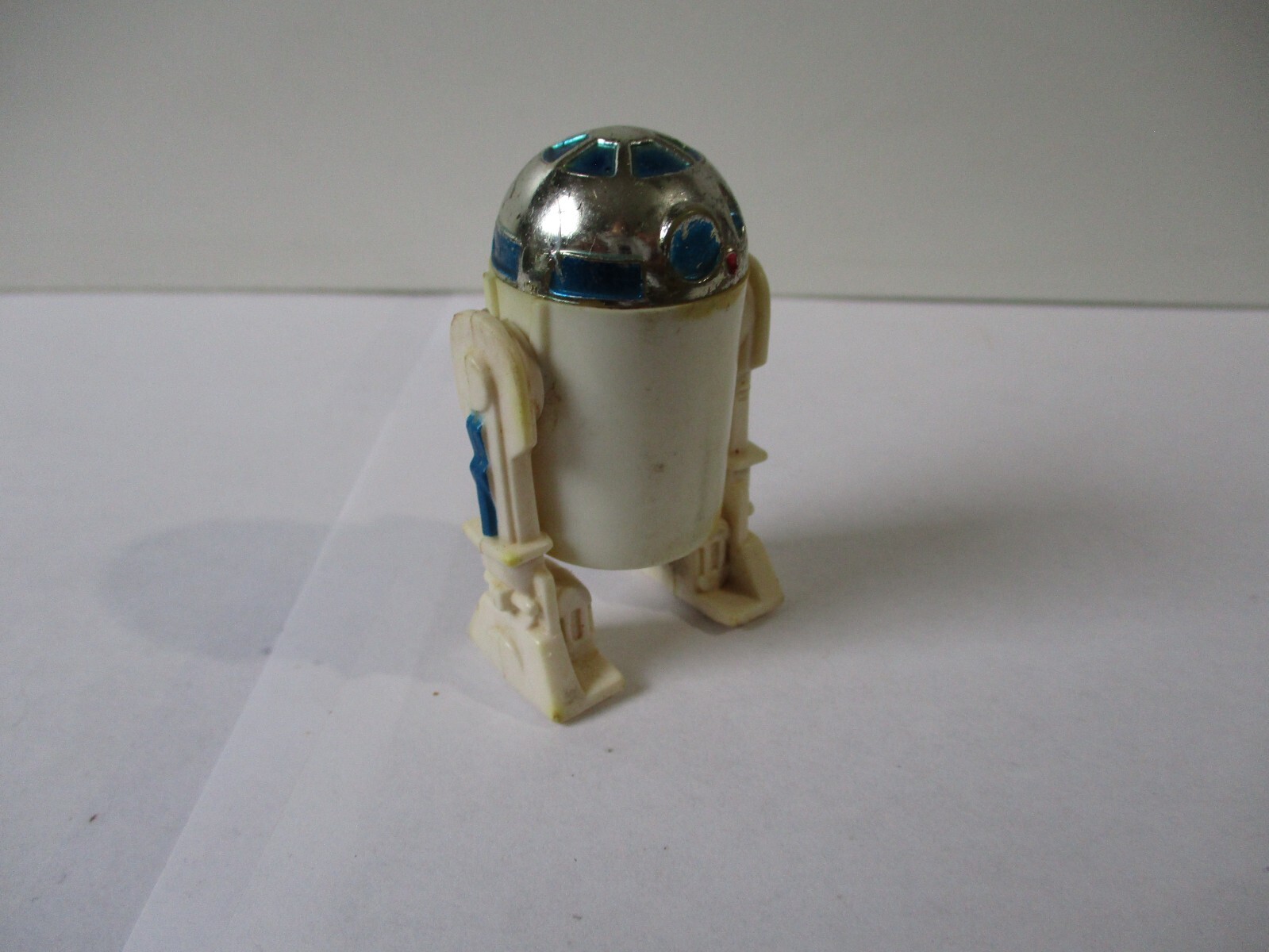 R2-D2 (Artoo-Detoo) sold