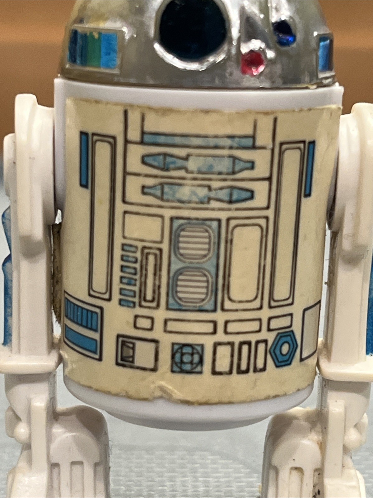 R2-D2 (Artoo-Detoo) (with Sensorscope) sold