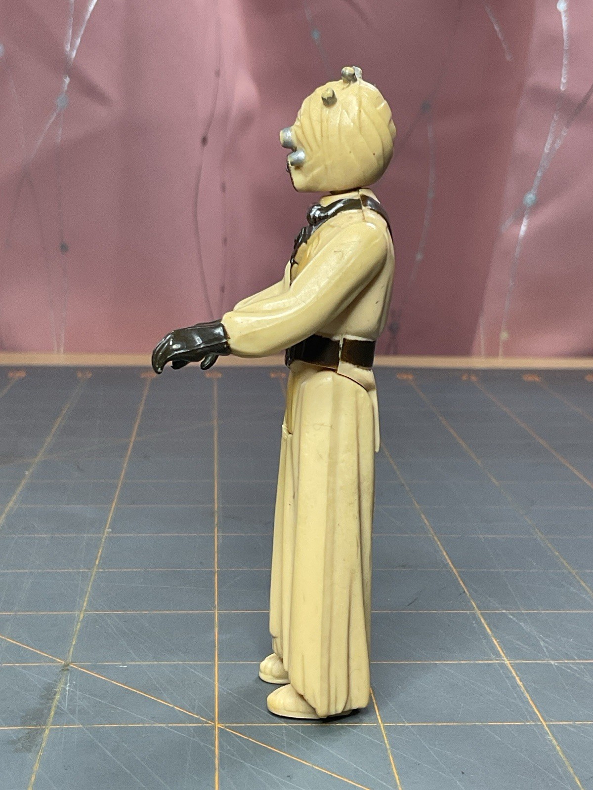 Tusken Raider (Sand People) sold