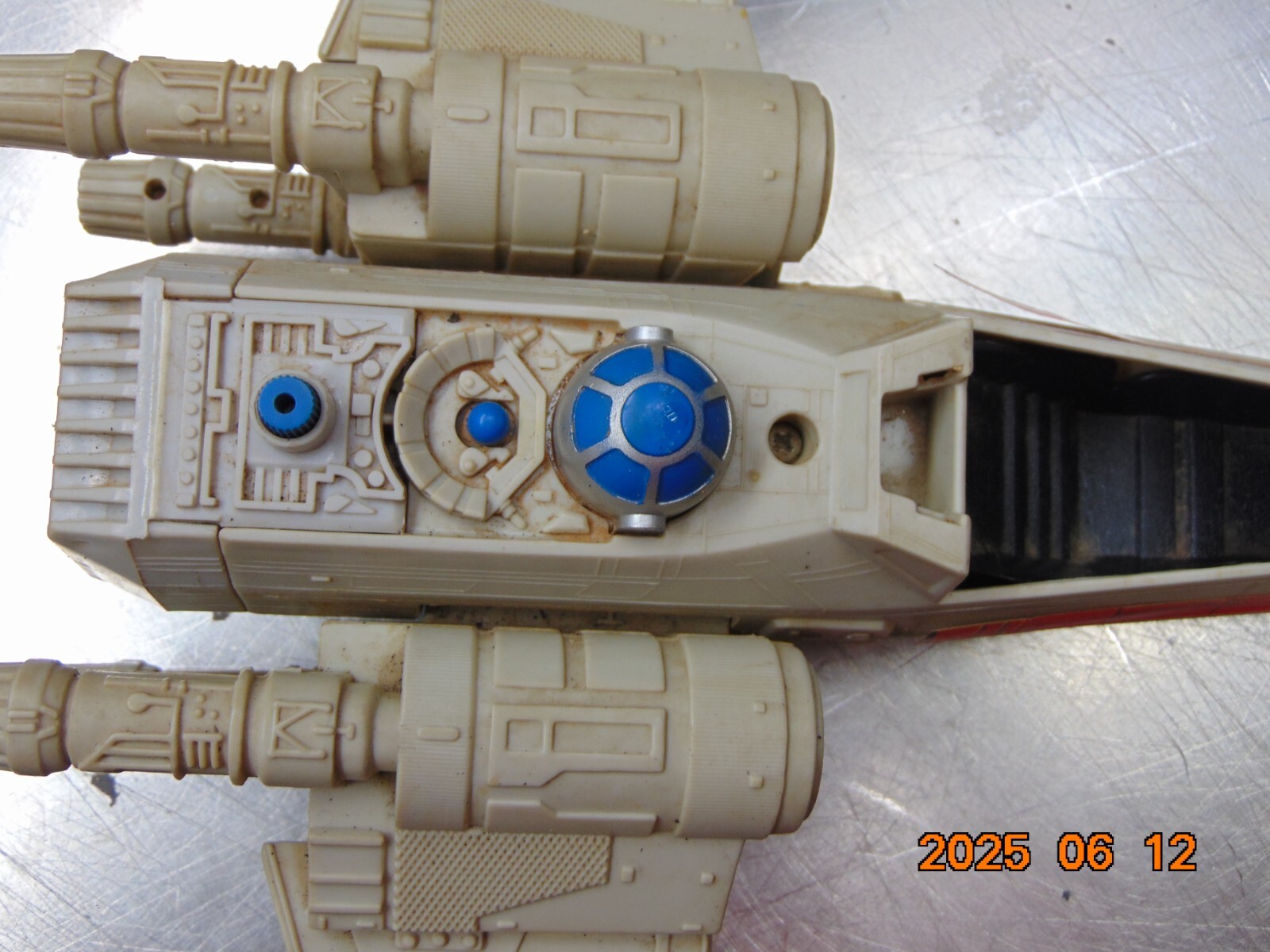 X-Wing Fighter (Battle Damaged) sold