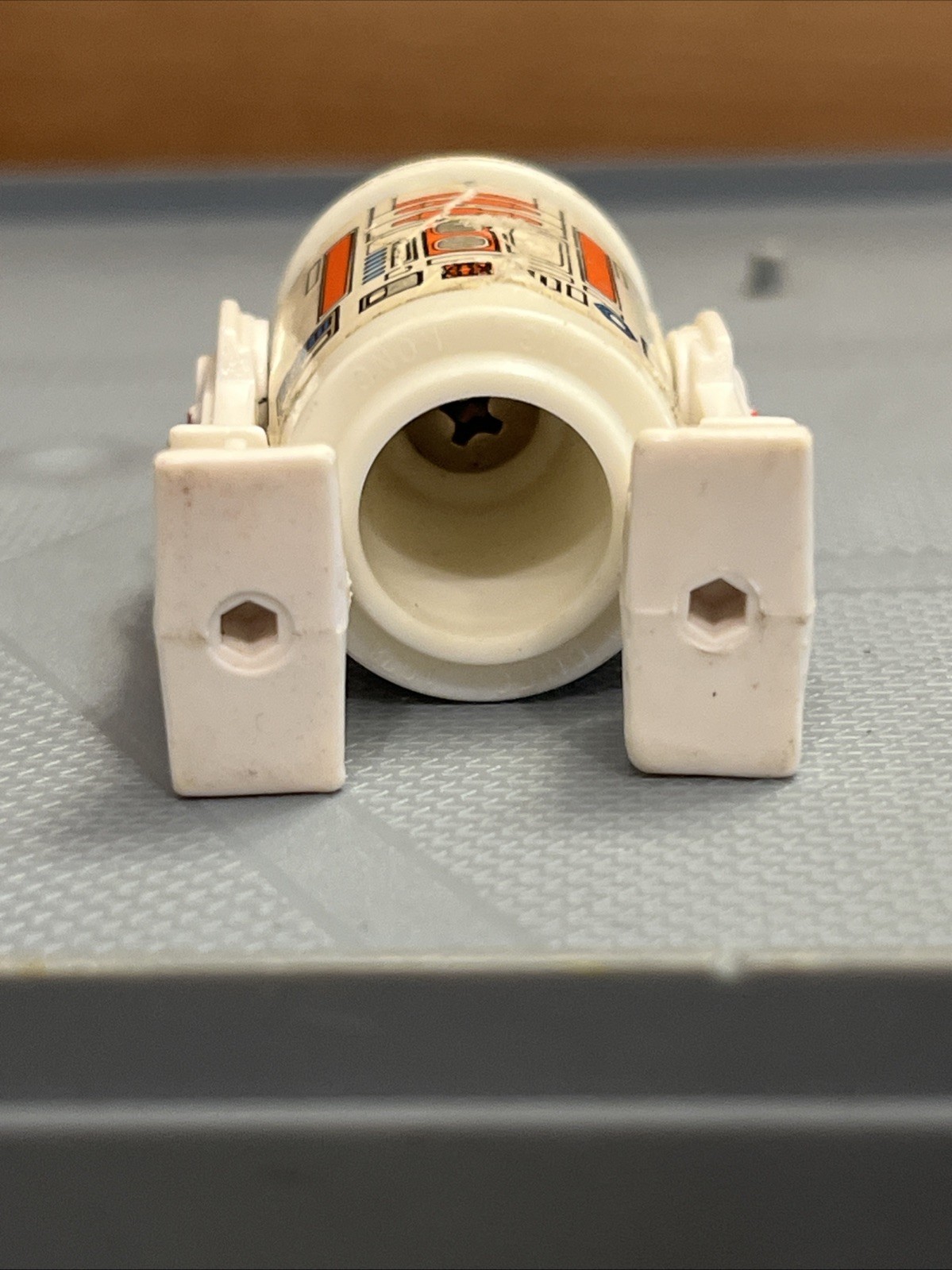 R5-D4 (Arfive-Defour) sold