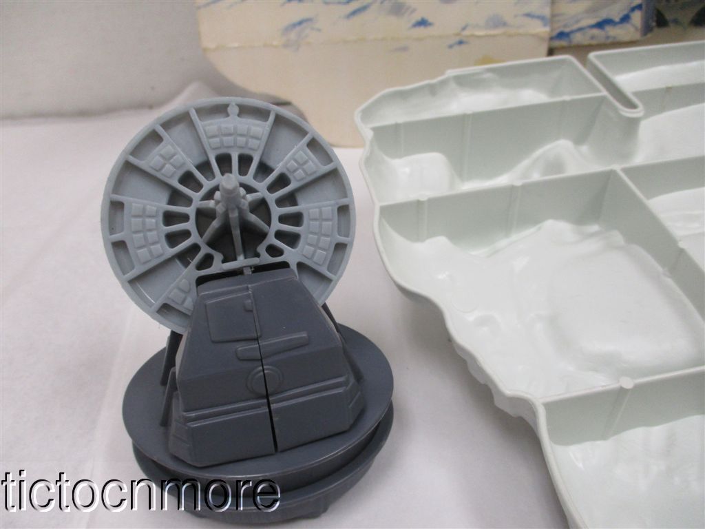 Hoth Ice Planet Adventure Set sold