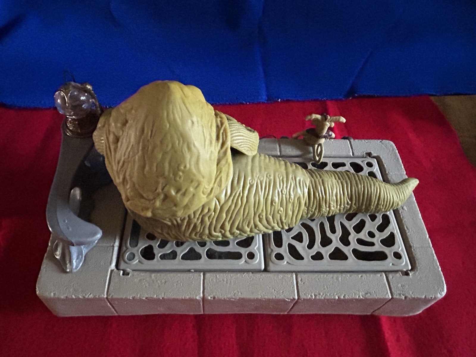Jabba the Hutt Action Playset sold