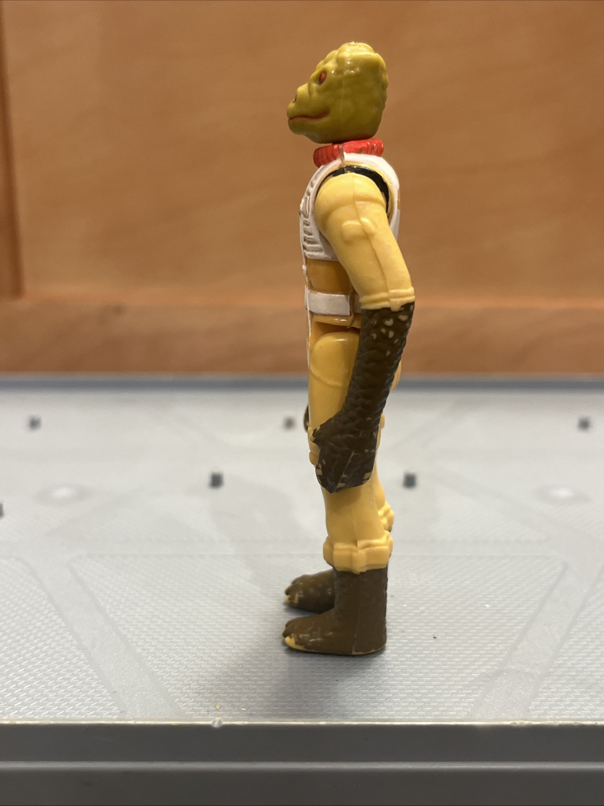 Bossk (Bounty Hunter) sold