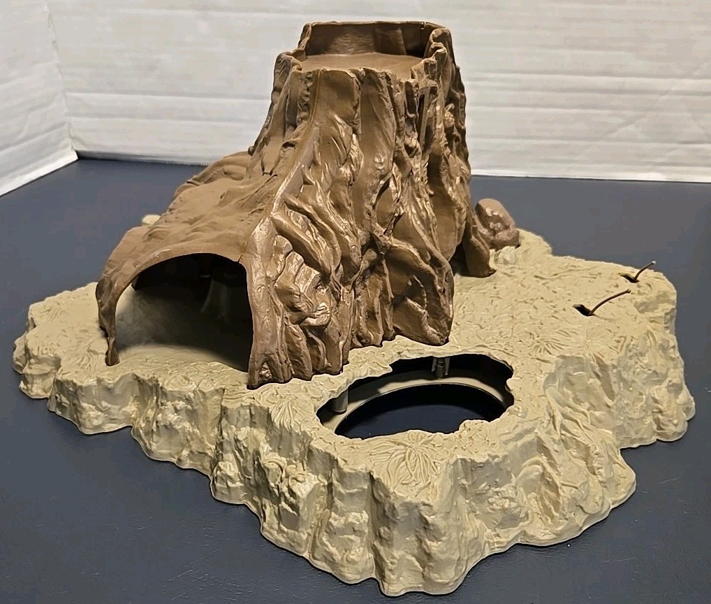 Dagobah Action Playset sold